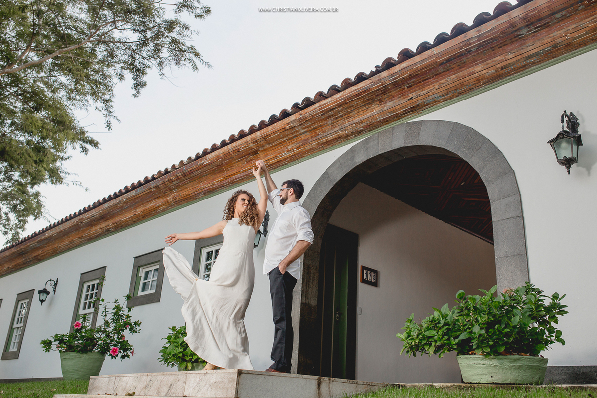 Pré Casamento_Luana Koppels e Pedro Macedo_Resort Hotel Arraial do Conto_Cordisburgo_Noivos_Grupo-Chuva-de-Arroz_Fotografo de Casamento_Christian-Oliveira_Esther Santos_Fotografia-Curvelo-Sete Lagoas