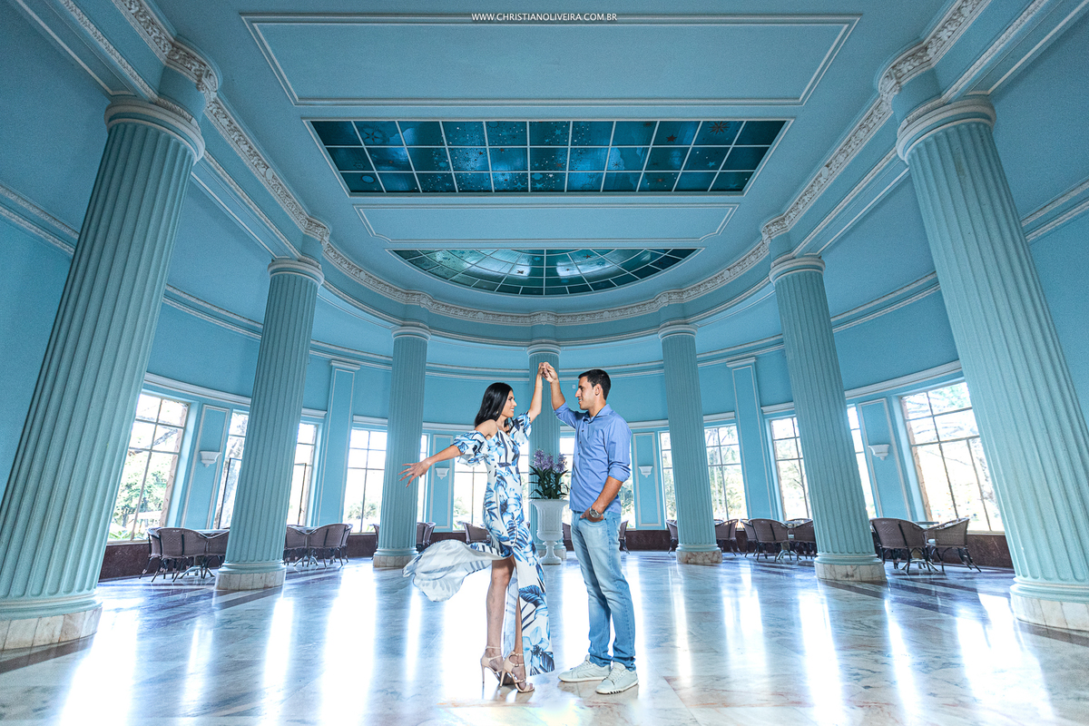 Pré Casamento_Grande Hotel Tauá_Araxá-MG_Noivos_Nathalia Rodrigues_Uilhan Generoso_Noiva_Grupo-Chuva-de-Arroz_Fotografo de Casamento_Christian Oliveira_Esther Santos_Casal_Prewedding