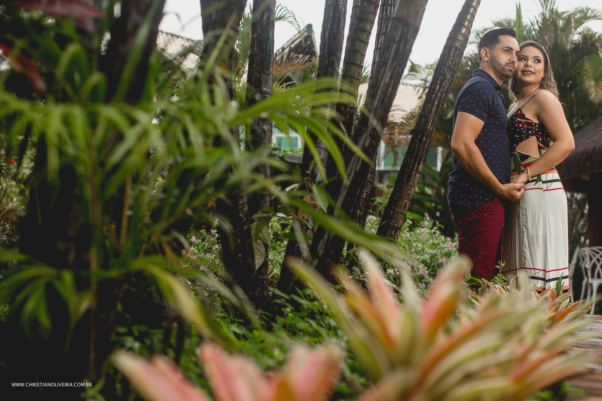 Ágatha e Felipe _ Fotógrafo _ Pré - Casamento - Wedding - Sete Lagoas - JB Lake Resort - Christian Oliveira - Agência Grupo Chuva de Arroz - Sessão de Fotos na Chuva - Pre Casamento na Chuva - Chovendo - Noivos 