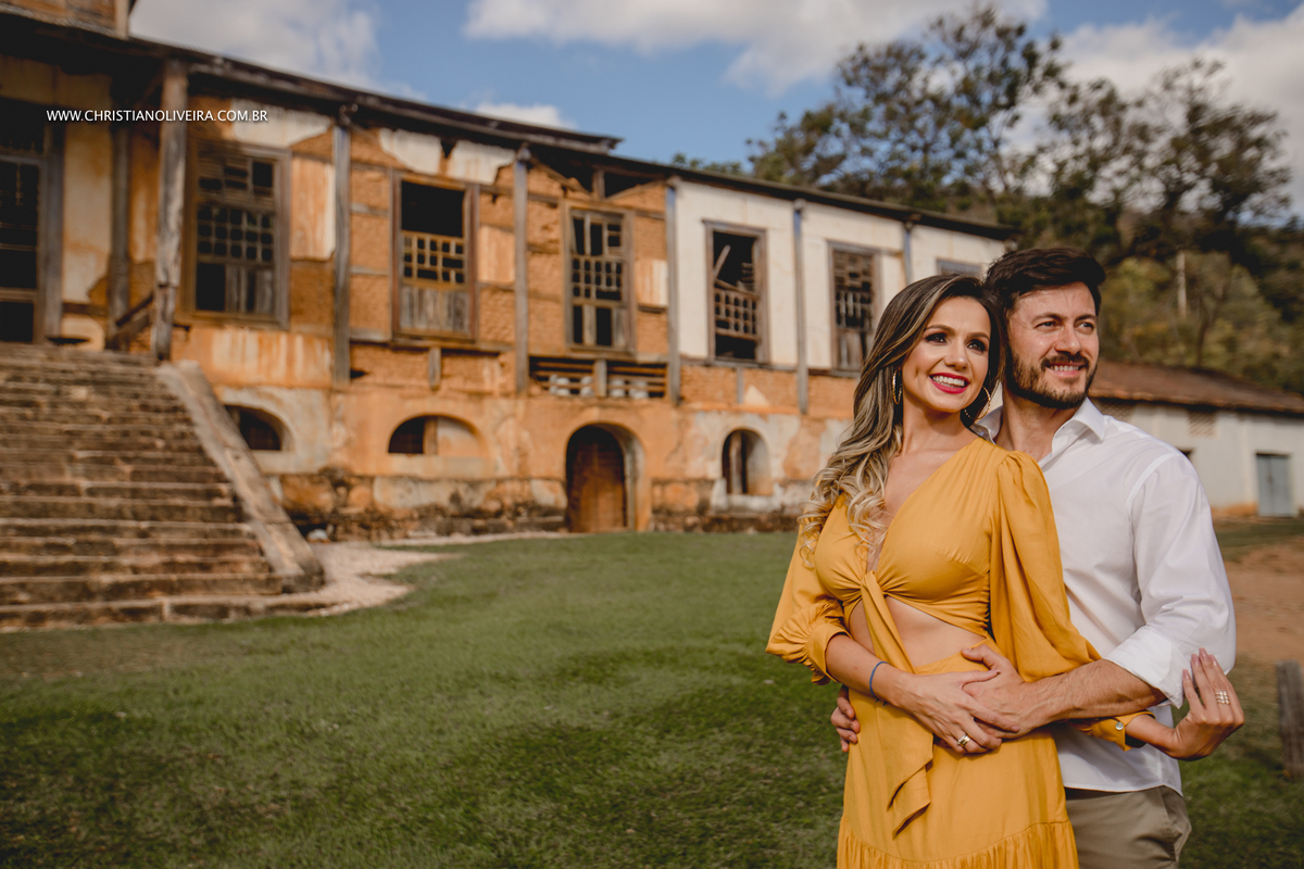 Pré Casamento _ Dra Christie Viviane e Bruno Soares _ Wedding _ Hotel - Resort - Águas de Santa Bárbara _ Fotógrafo de Casamento _ Curvelo _ Belo Horizonte _ Agência Grupo Chuva de Arroz _ Coliseum _ Cachoeira _ Agua Quente