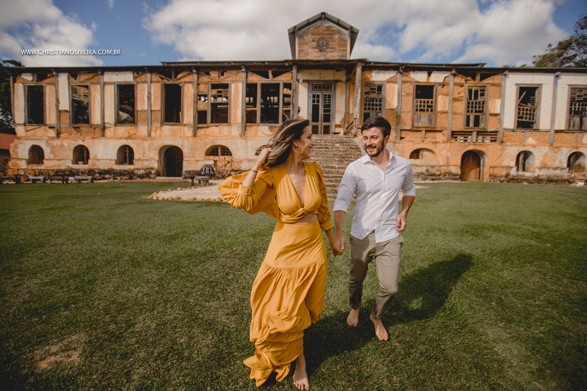 Pré Casamento _ Dra Christie Viviane e Bruno Soares _ Wedding _ Hotel - Resort - Águas de Santa Bárbara _ Fotógrafo de Casamento _ Curvelo _ Belo Horizonte _ Agência Grupo Chuva de Arroz _ Coliseum _ Cachoeira _ Agua Quente