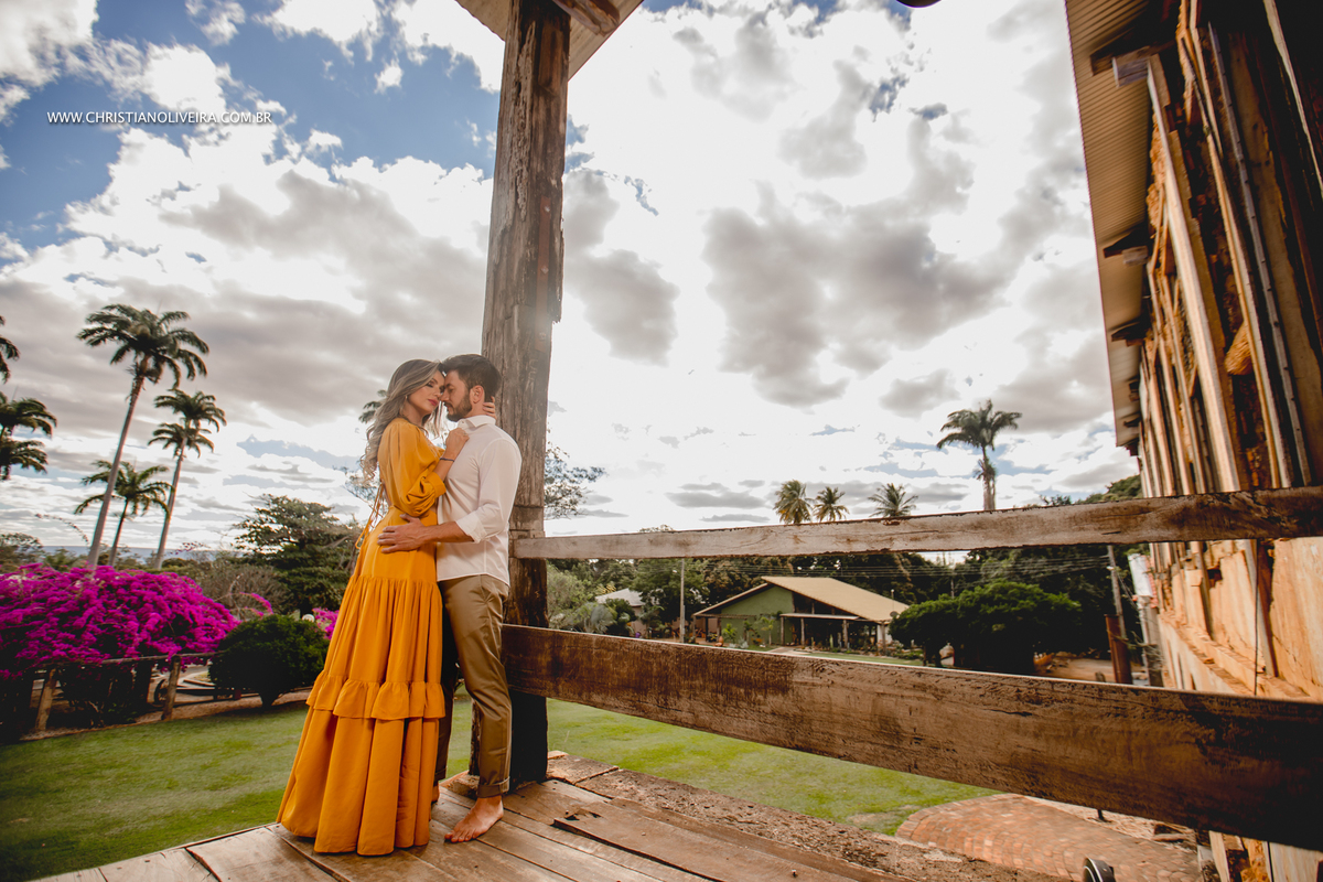 Pré Casamento _ Dra Christie Viviane e Bruno Soares _ Wedding _ Hotel - Resort - Águas de Santa Bárbara _ Fotógrafo de Casamento _ Curvelo _ Belo Horizonte _ Agência Grupo Chuva de Arroz _ Coliseum _ Cachoeira _ Agua Quente