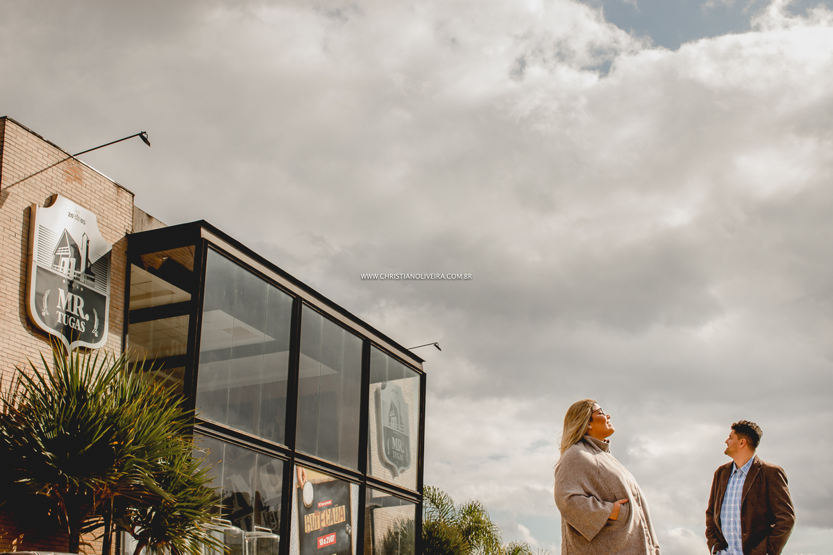 Pré Casamento_ Jéssica e Pablo _ Noivos - Juiz de Fora - MG - Fotografo de Casamento - Cervejaria - Pizzaria - Mr Tugas - Fotografia Christian Oliveira - JF - BOOK - Fotografo Criativo