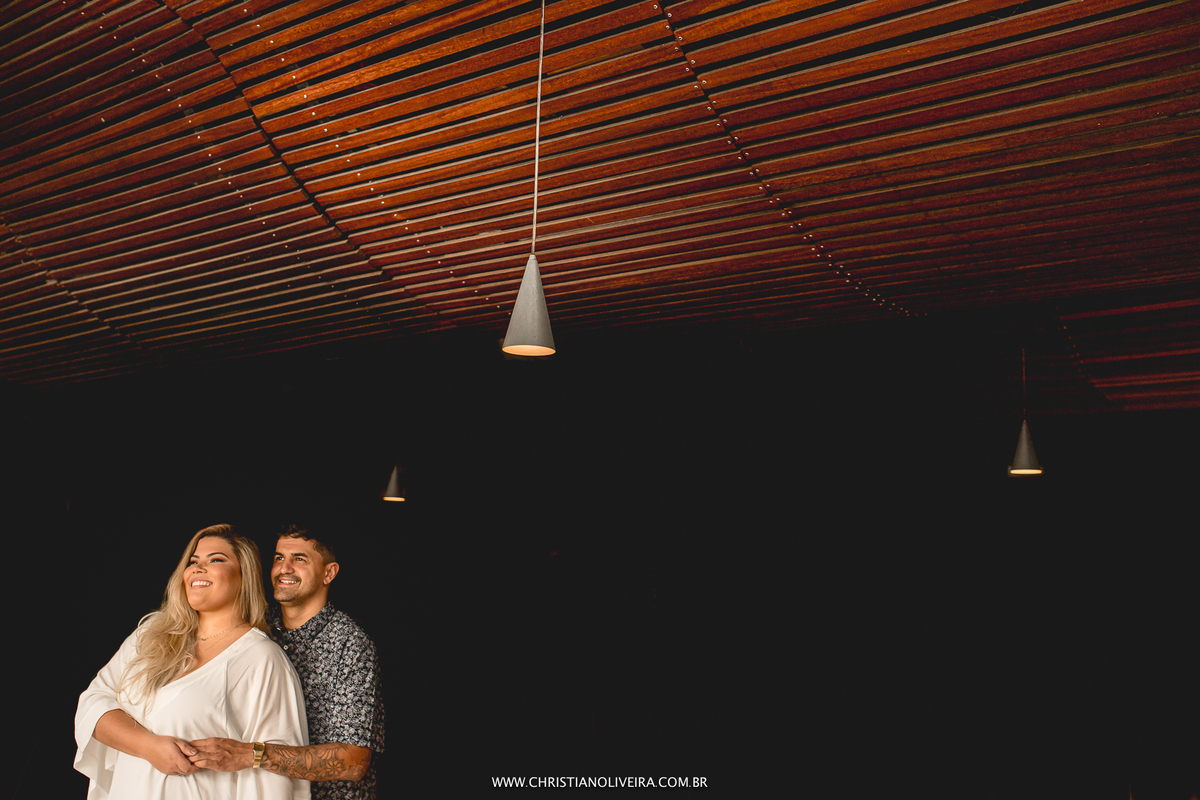 Pré Casamento_ Jéssica e Pablo _ Noivos - Juiz de Fora - MG - Fotografo de Casamento - Cervejaria - Pizzaria - Mr Tugas - Fotografia Christian Oliveira - JF - BOOK - Fotografo Criativo