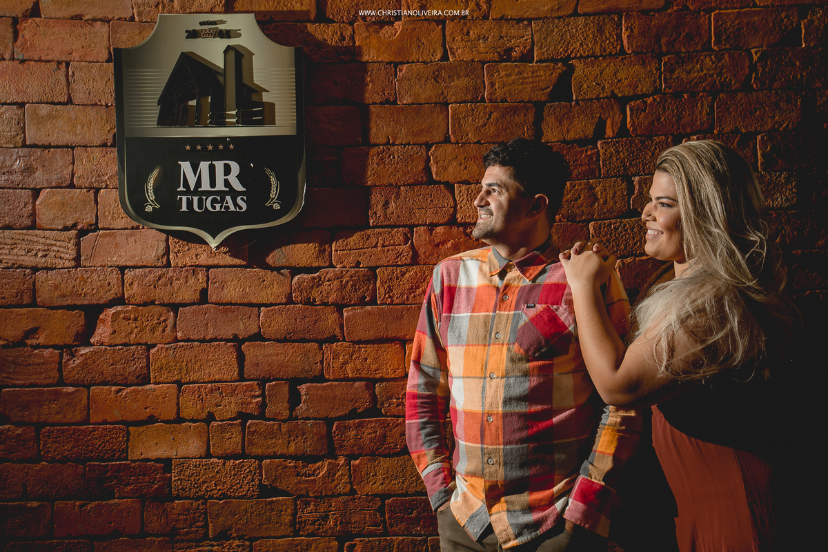 Pré Casamento_ Jéssica e Pablo _ Noivos - Juiz de Fora - MG - Fotografo de Casamento - Cervejaria - Pizzaria - Mr Tugas - Fotografia Christian Oliveira - JF - BOOK - Fotografo Criativo