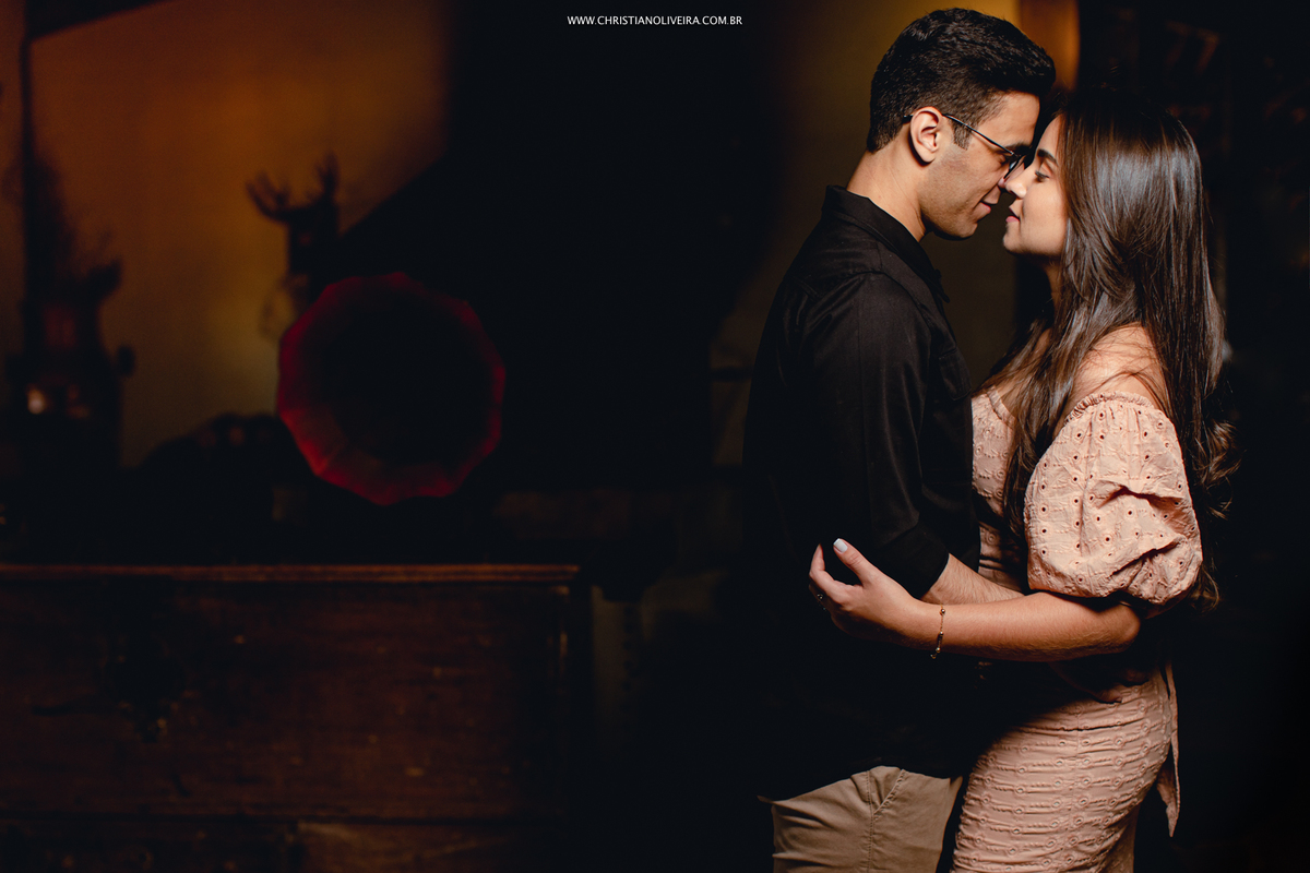 Pré Casamento _ Noivos _ Leidiane Rodrigues - Raduan Izidoro _ Fotografia _ Christian Oliveira Fotografo _ Sete Lagoas - Hotel e Resort _ Solar do Engenho _ Fotografo de Casamento _ Noiva Crista _ Pastor _ Assembleia de Deus _ Fotos Criativas - Casamento