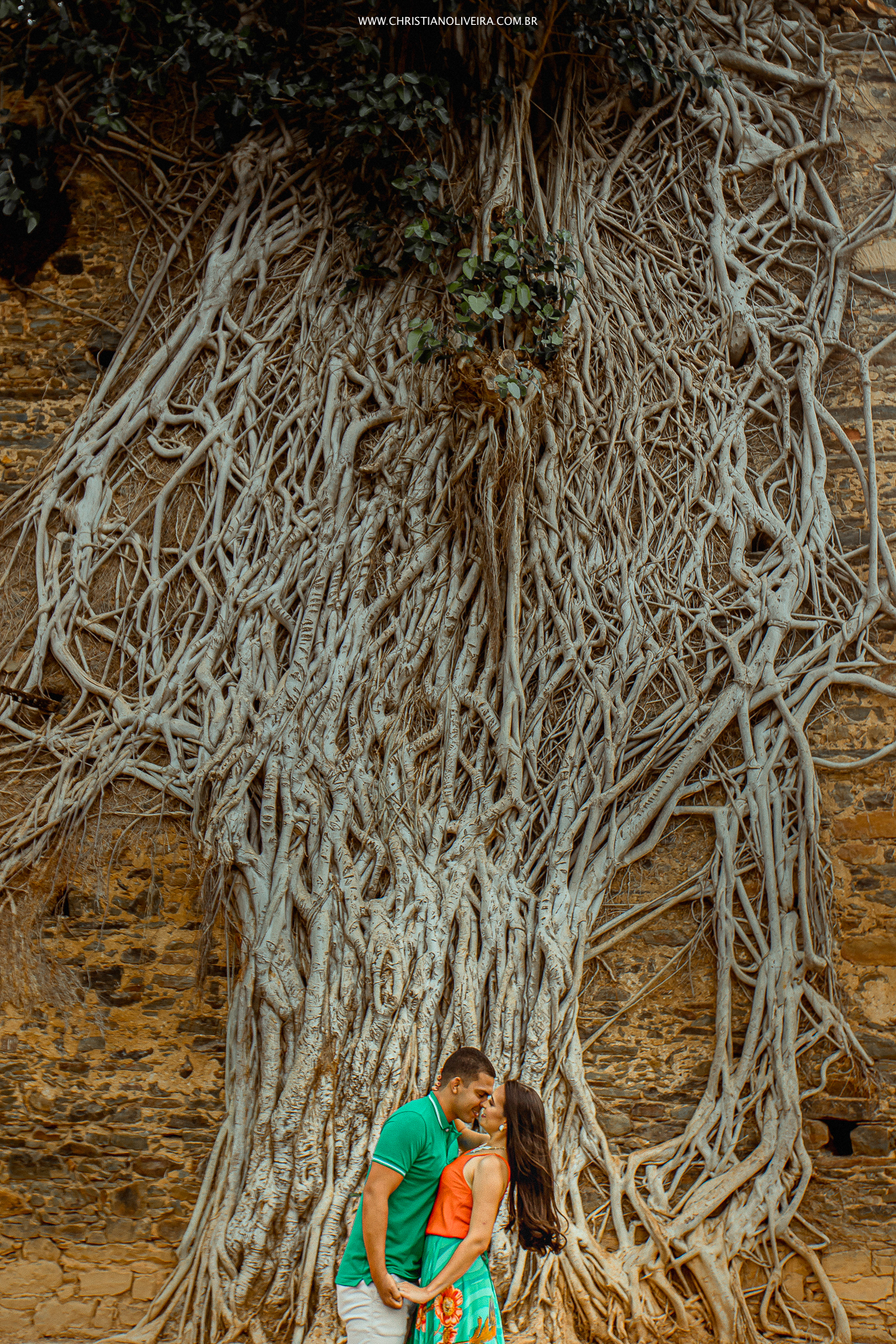 Pré Casamento_Noivos_Larissa e Lucas_Noiva_MG_Pirapora_Fotografo de Casamento_Christian Oliveira Fotografia_Fotos Casal_Barra do Guacuí_Igreja em Ruínas_Bom Jesus do Matozinhos_Wedding_Elopment