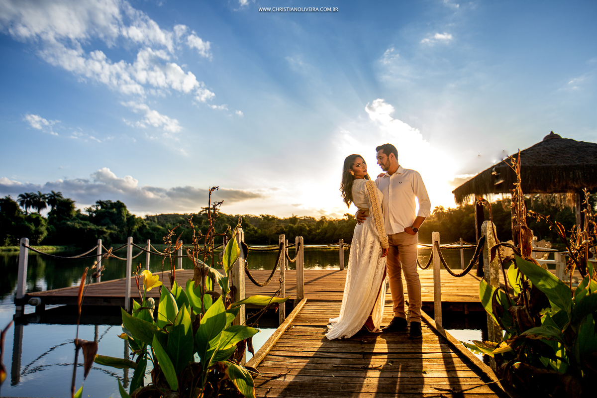 Pré Casamento - Noivos - Izabel e Celso - Fotografo de Casamento - Christian Oliveira - e - Esther Santos - Locacao - JB Lake Resort - Noiva -Sete Lagoas - Por do Sol