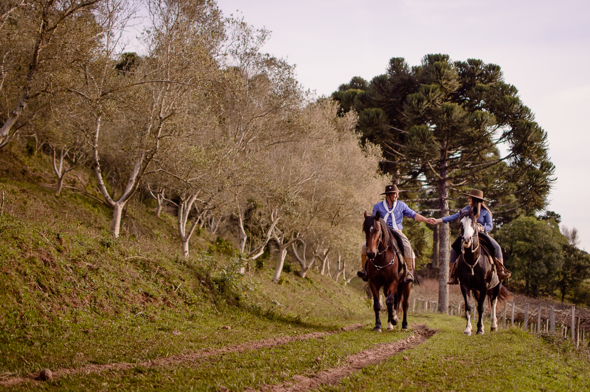 andando a cavalo 