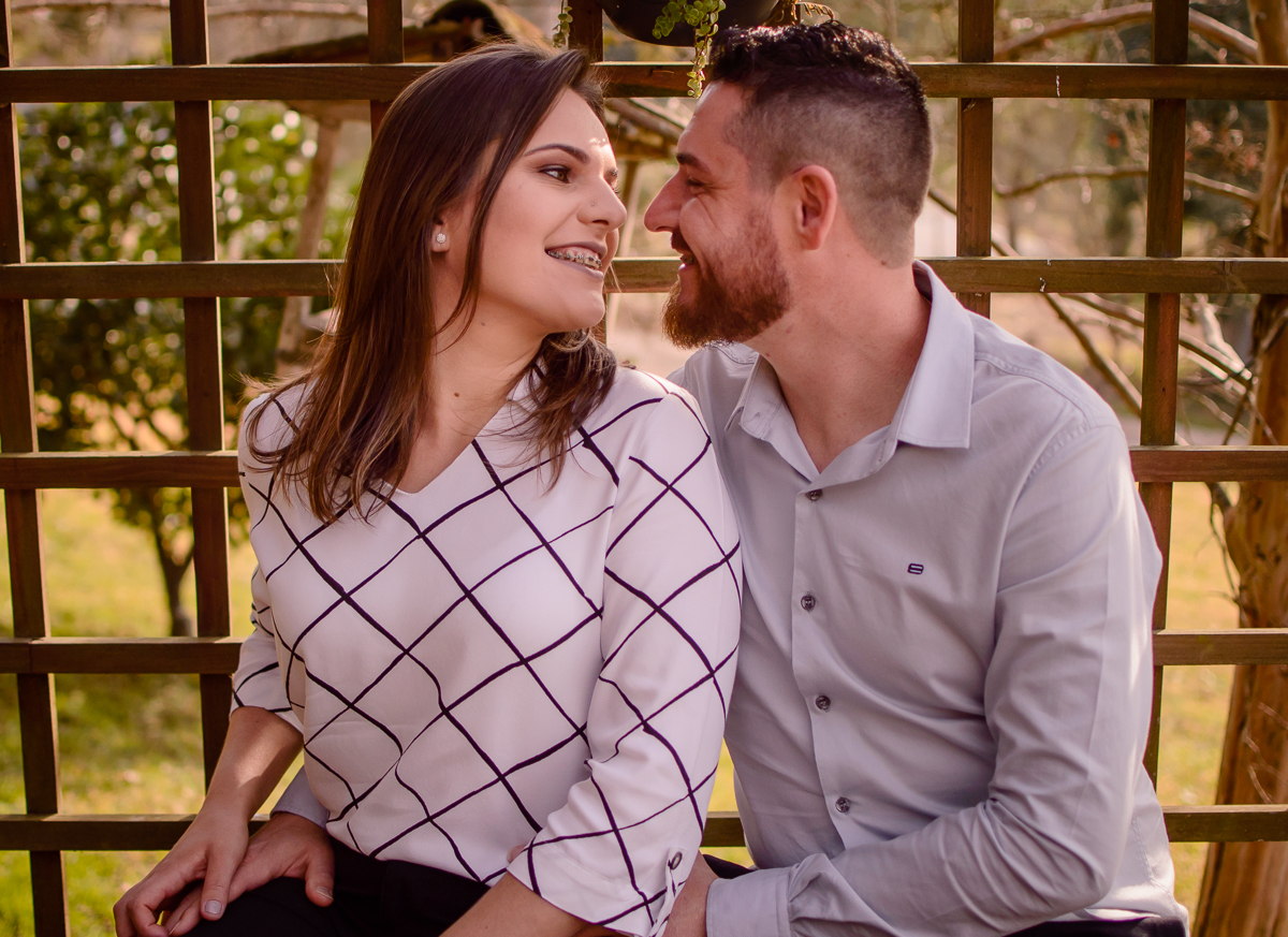 casal fazendo pose 