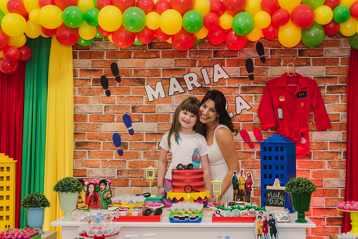 aniversário infantil criança mãe filha decoração docinhos balões torta amor
