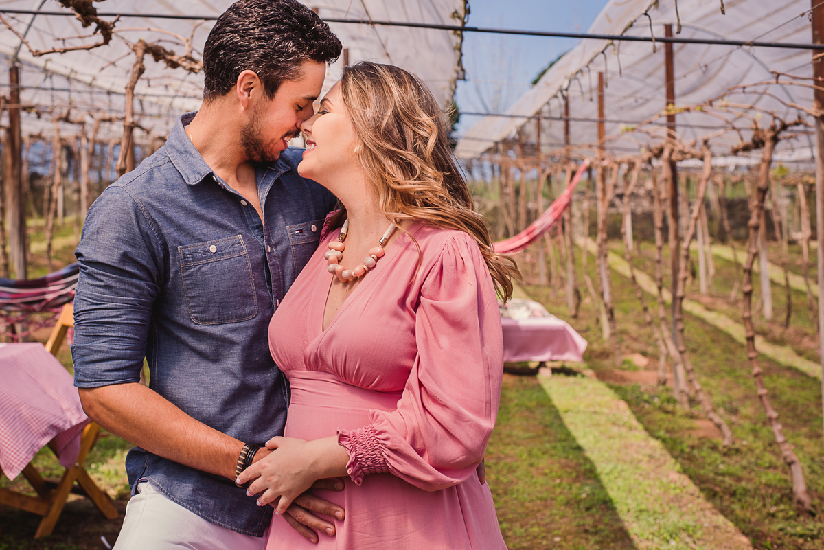 casal amor alegria família fotografia gestante carinho afeto 