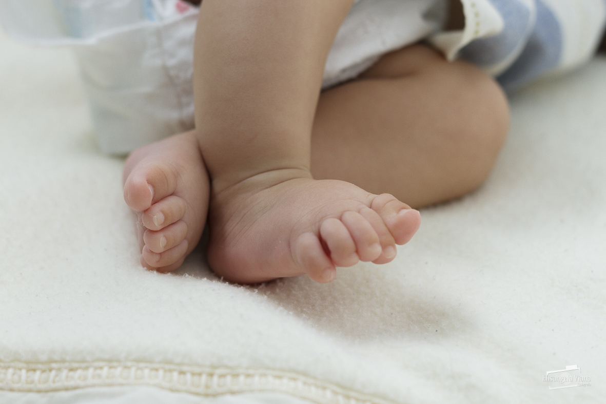 pés do bebê