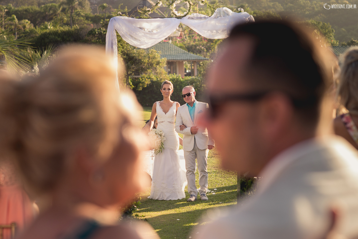 fotografia casamento praia do rosa, casamento fazenda verde, fotografias fazenda verde, casamento pés na areia, casamento na praia, fotografia casamento santa catarina, fotografia casamento florianópolis, casando na praia, vestido de noiva praia