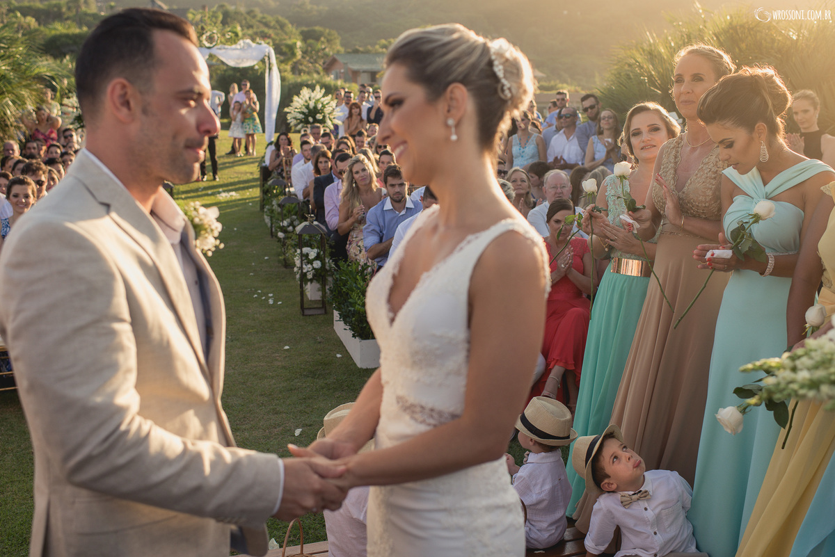 fotografia casamento praia do rosa, casamento fazenda verde, fotografias fazenda verde, casamento pés na areia, casamento na praia, fotografia casamento santa catarina, fotografia casamento florianópolis, casando na praia, vestido de noiva praia