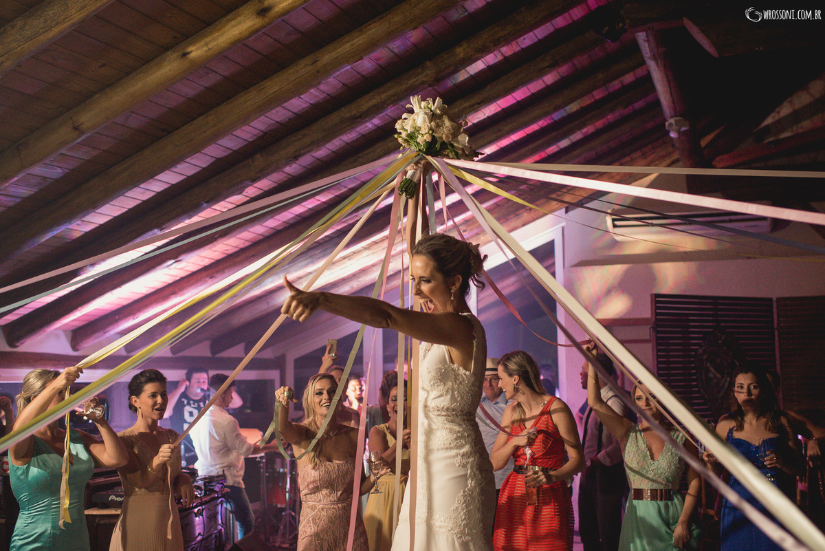 fotografia casamento praia do rosa, casamento fazenda verde, fotografias fazenda verde, casamento pés na areia, casamento na praia, fotografia casamento santa catarina, fotografia casamento florianópolis, casando na praia, vestido de noiva praia