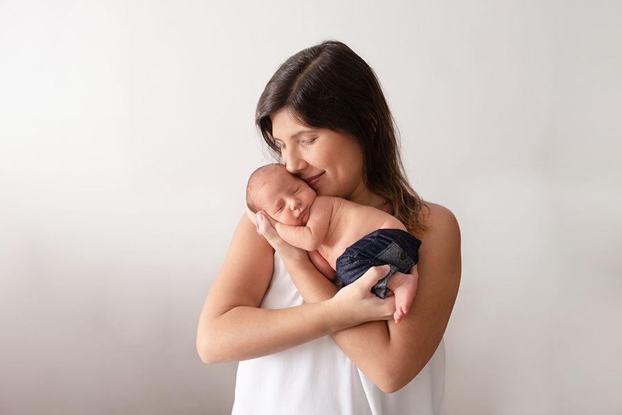 ensaio newborn do caio em casa na barra da tijuca