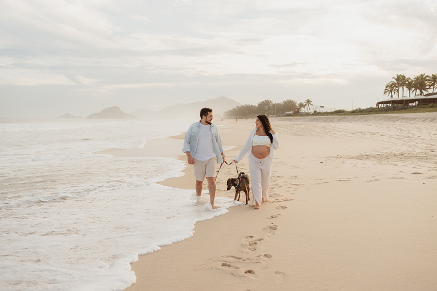 ensaio gestante na praia no rio de janeiro