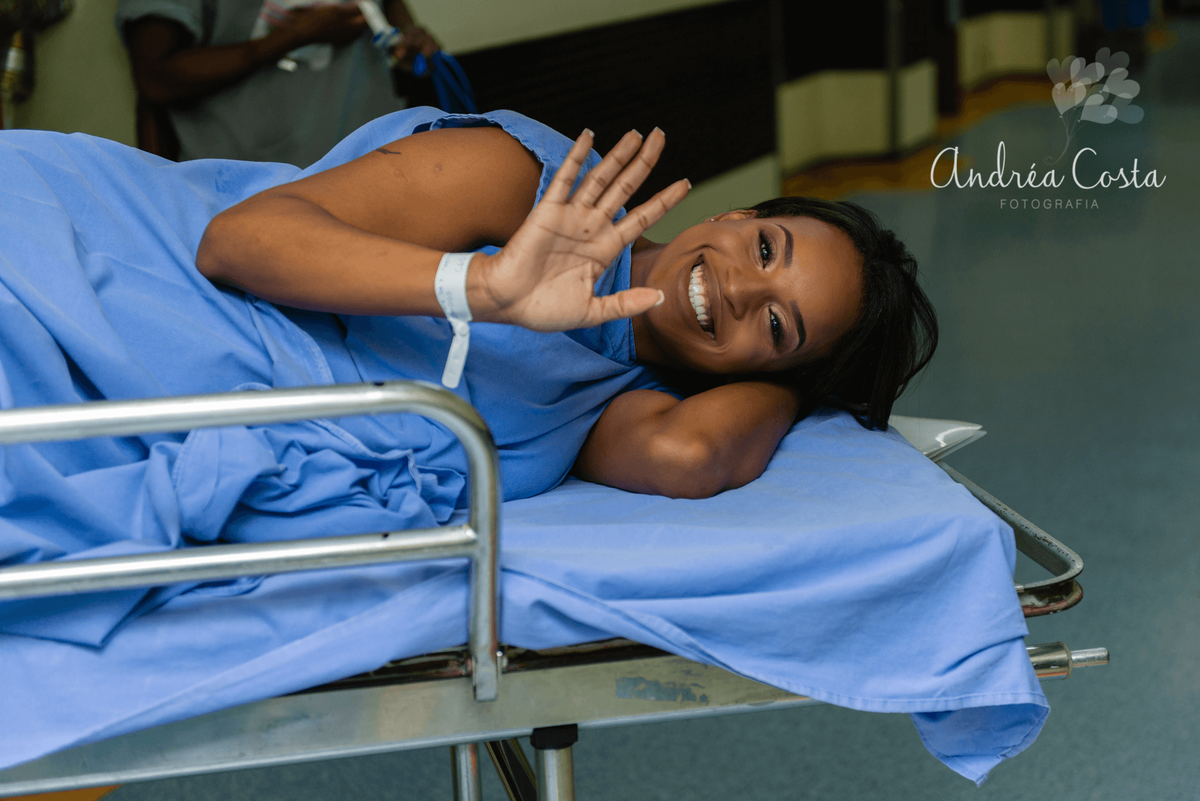 gestante esperando a hora do parto do seu filho, por Andréa Costa