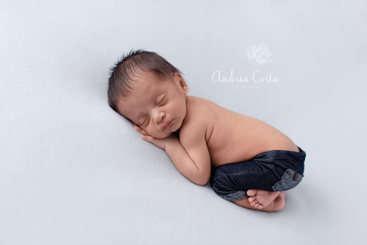 ensaio newborn do benjamim feito na casa do cliente no Rio de Janeiro, por Andréa Costa