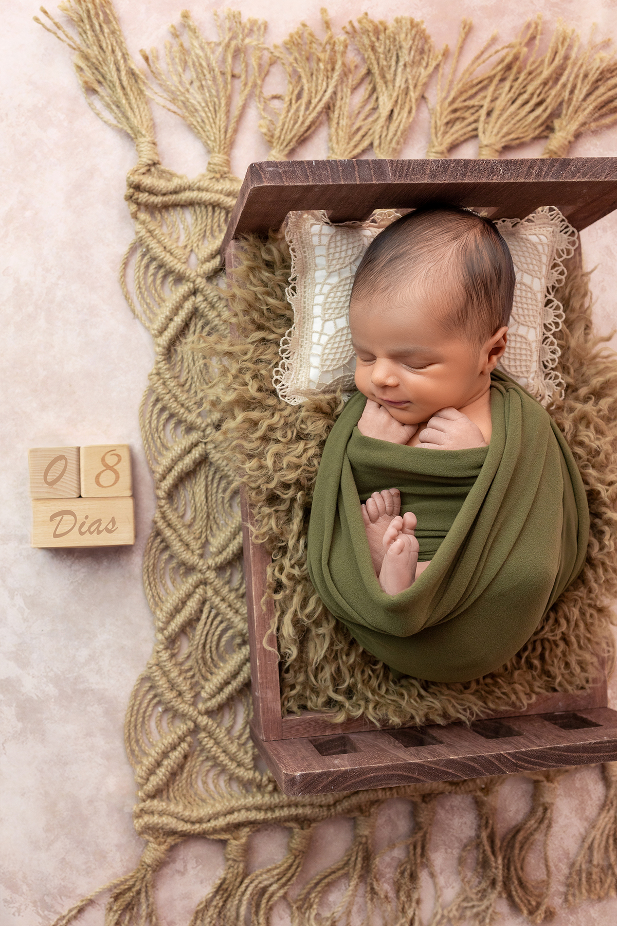 newborn_bebe_recem_nascido_sessao_newborn_fotografia_newborn_fotografa_newborn_fotografia_bebe_newborn_photography_newborn_session_recém_nascido_fotografia_recem_nascido_sessao_bebe_primeiros_dias_bebe_fotografia_primeiros_dias_newborn_pose_bebe_sessao_re