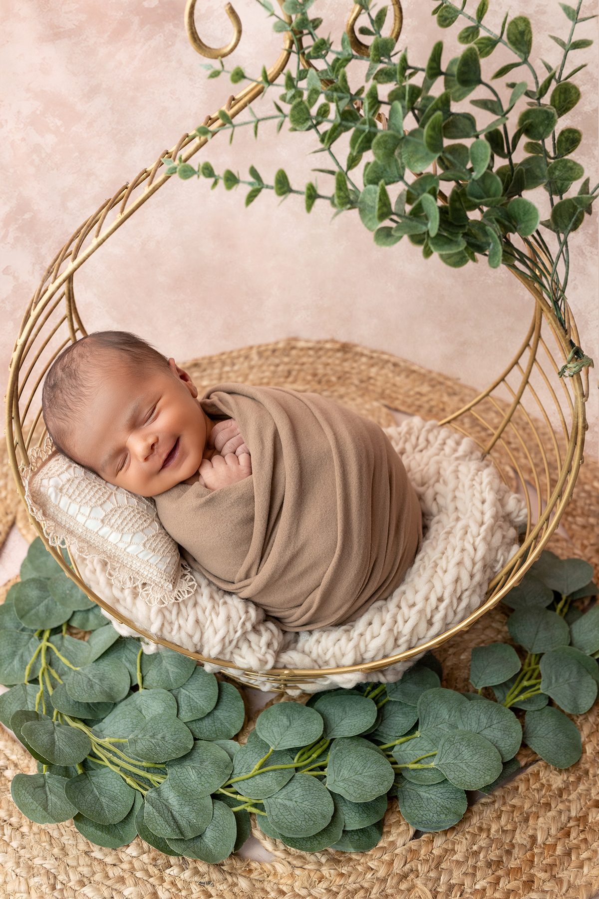 newborn_bebe_recem_nascido_sessao_newborn_fotografia_newborn_fotografa_newborn_fotografia_bebe_newborn_photography_newborn_session_recém_nascido_fotografia_recem_nascido_sessao_bebe_primeiros_dias_bebe_fotografia_primeiros_dias_newborn_pose_bebe_sessao_re