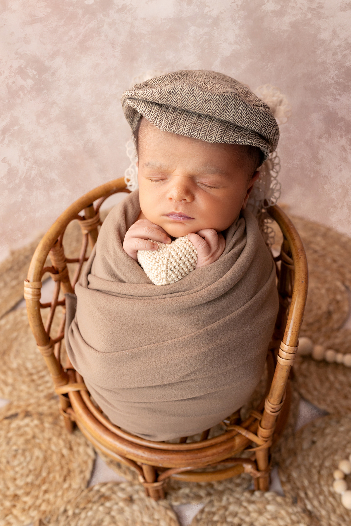 newborn_bebe_recem_nascido_sessao_newborn_fotografia_newborn_fotografa_newborn_fotografia_bebe_newborn_photography_newborn_session_recém_nascido_fotografia_recem_nascido_sessao_bebe_primeiros_dias_bebe_fotografia_primeiros_dias_newborn_pose_bebe_sessao_re