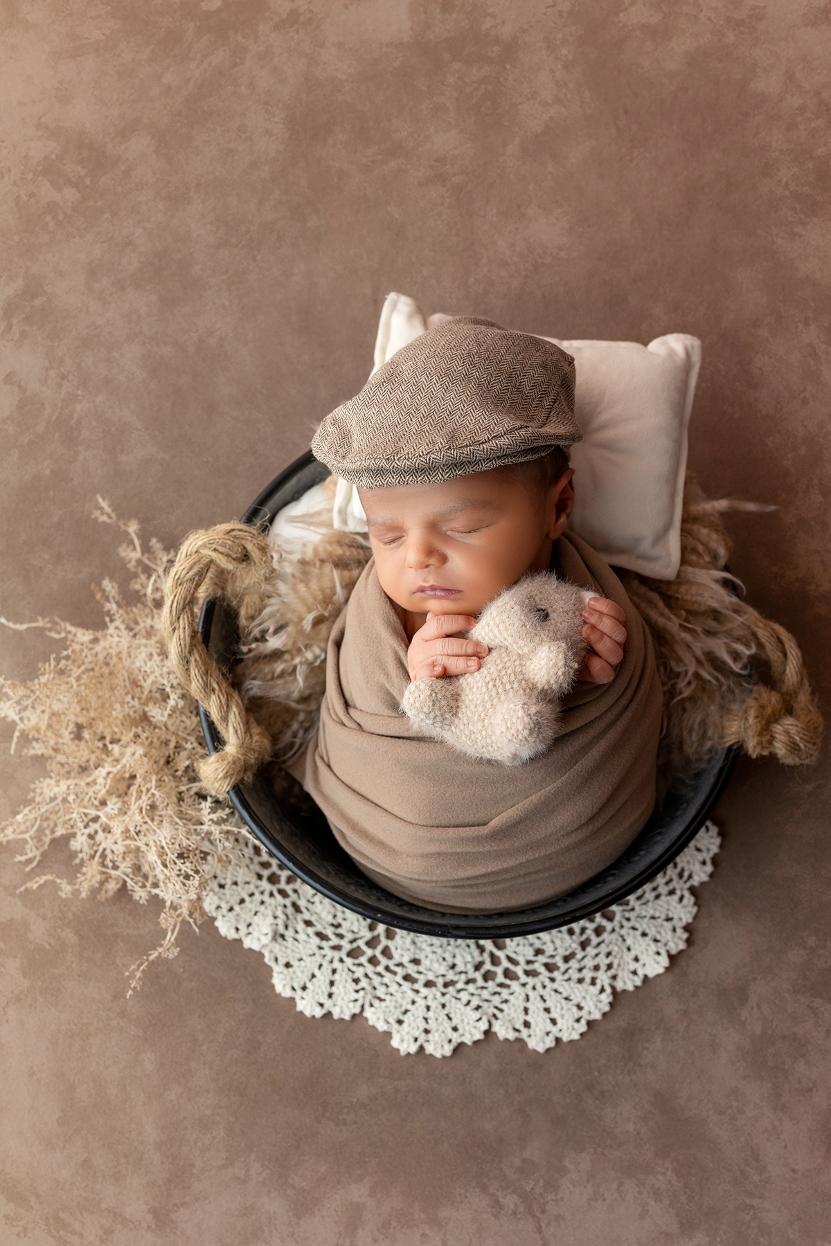 newborn_bebe_recem_nascido_sessao_newborn_fotografia_newborn_fotografa_newborn_fotografia_bebe_newborn_photography_newborn_session_recém_nascido_fotografia_recem_nascido_sessao_bebe_primeiros_dias_bebe_fotografia_primeiros_dias_newborn_pose_bebe_sessao_re
