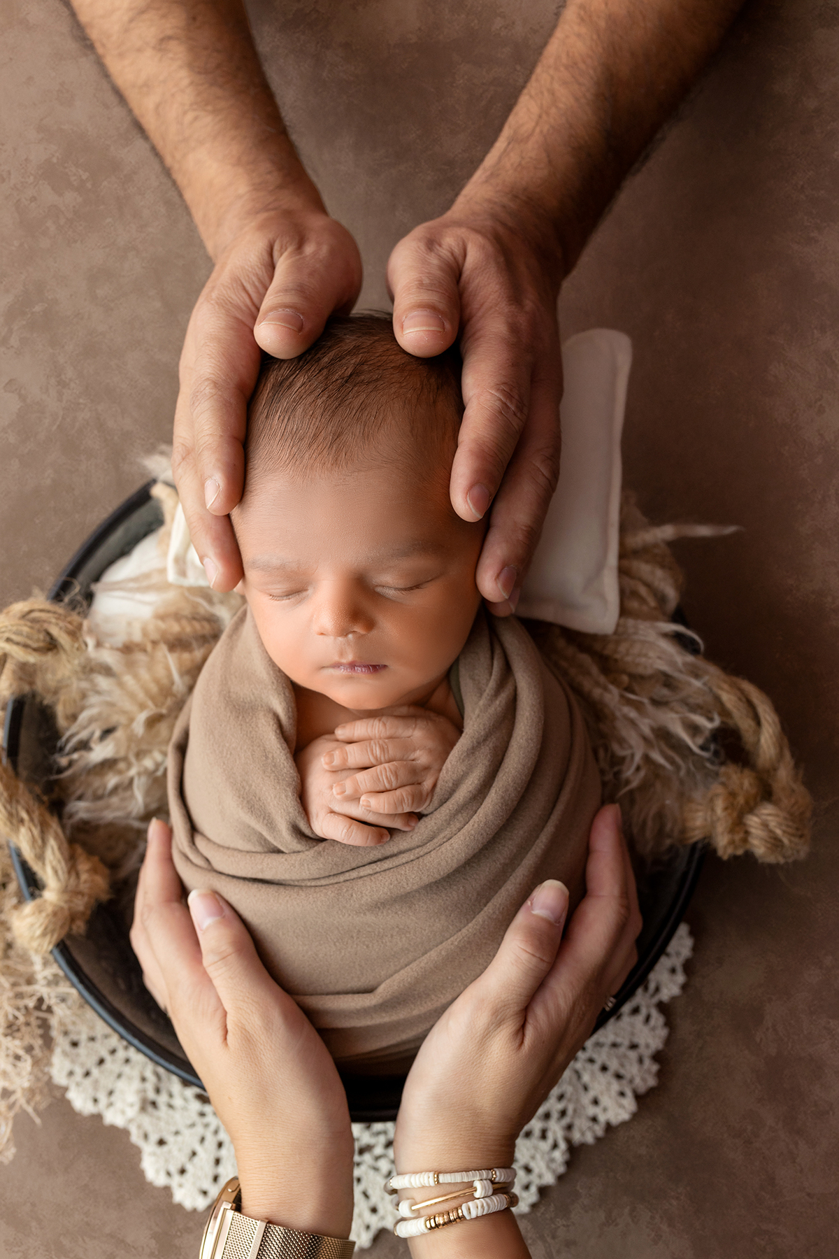 newborn_bebe_recem_nascido_sessao_newborn_fotografia_newborn_fotografa_newborn_fotografia_bebe_newborn_photography_newborn_session_recém_nascido_fotografia_recem_nascido_sessao_bebe_primeiros_dias_bebe_fotografia_primeiros_dias_newborn_pose_bebe_sessao_re