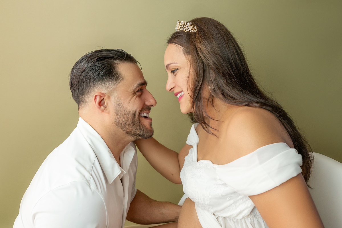 gravida_sessao_gravida_fotografia_gravida_sessao_maternidade_fgravida_sessao_gravida_fotografia_gravida_sessao_maternidade_fotografia_maternidade_gravidez_barriga_gravida_ensaio_gravida_ensaio_maternidade_maternity_photography_baby_bump_gravida_estudio