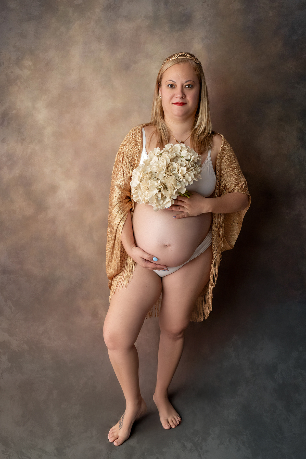 gravida_sessao_gravida_fotografia_gravida_sessao_maternidade_fotografia_maternidade_gravidez_barriga_gravida_ensaio_gravida_ensaio_maternidade_maternity_photography_baby_bump_gravida_estudio