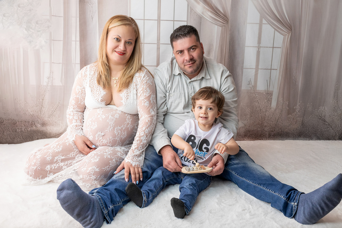 gravida_sessao_gravida_fotografia_gravida_sessao_maternidade_fotografia_maternidade_gravidez_barriga_gravida_ensaio_gravida_ensaio_maternidade_maternity_photography_baby_bump_gravida_estudio