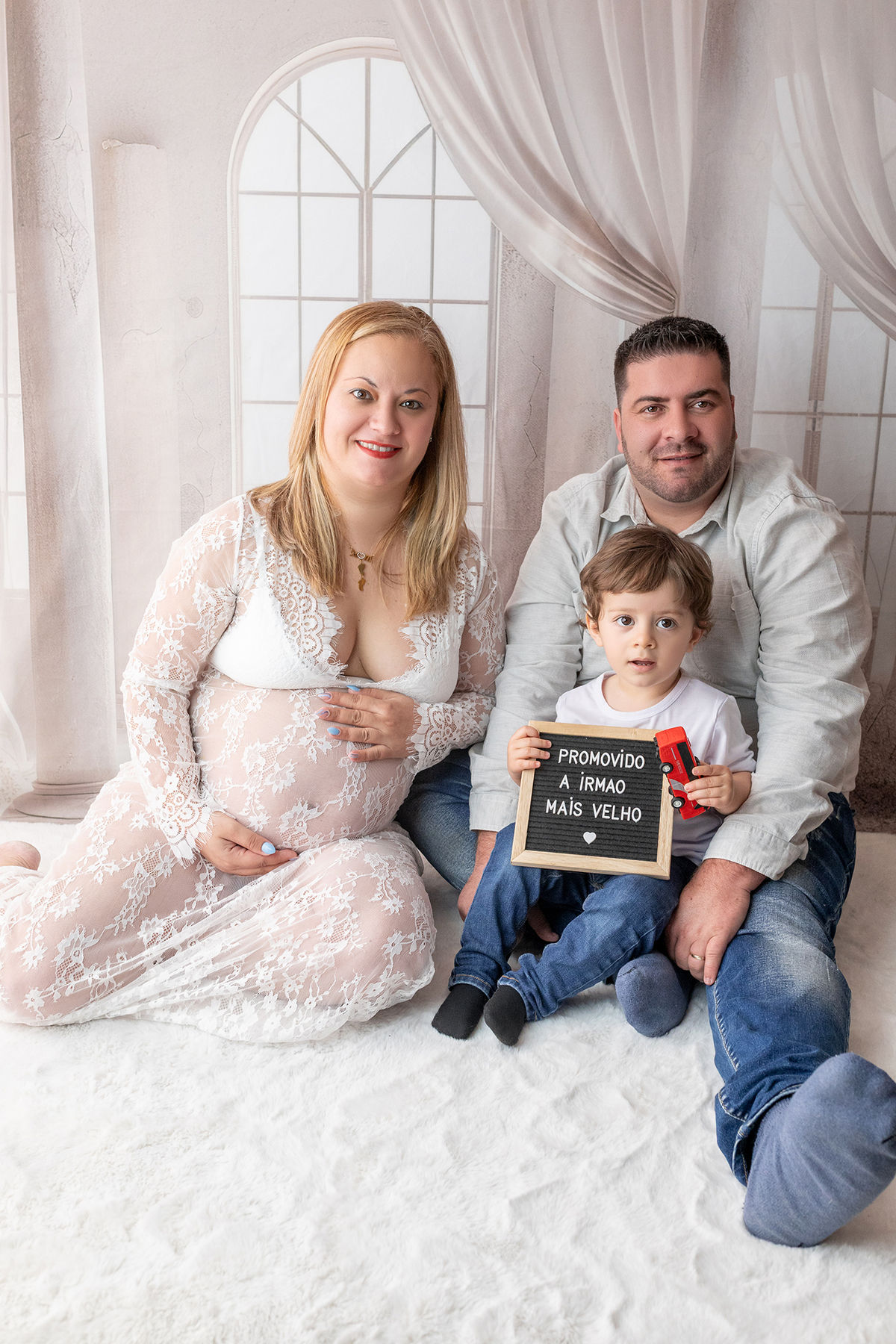 gravida_sessao_gravida_fotografia_gravida_sessao_maternidade_fotografia_maternidade_gravidez_barriga_gravida_ensaio_gravida_ensaio_maternidade_maternity_photography_baby_bump_gravida_estudio