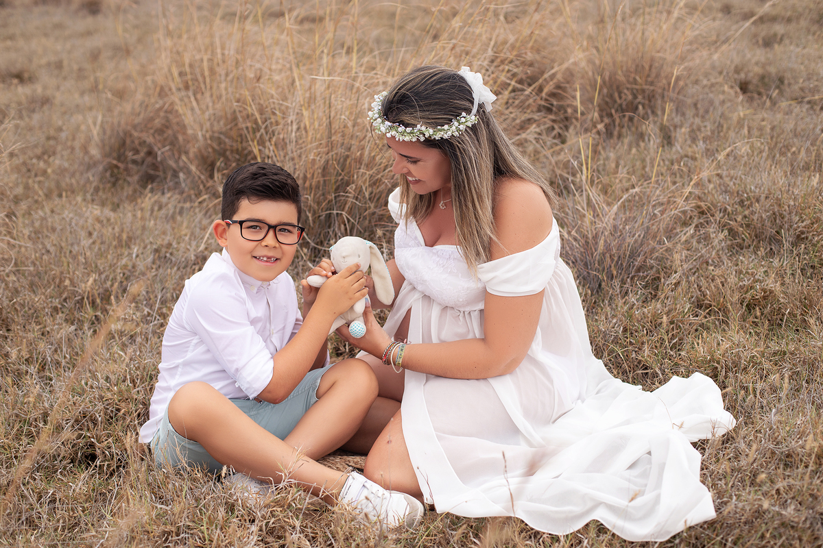 a_gravida_sessao_maternidade_fotografia_maternidade_gravidez_barriga_gravida_ensaio_gravida_ensaio_maternidade_maternity_photography_baby_bump_gravida_estudio