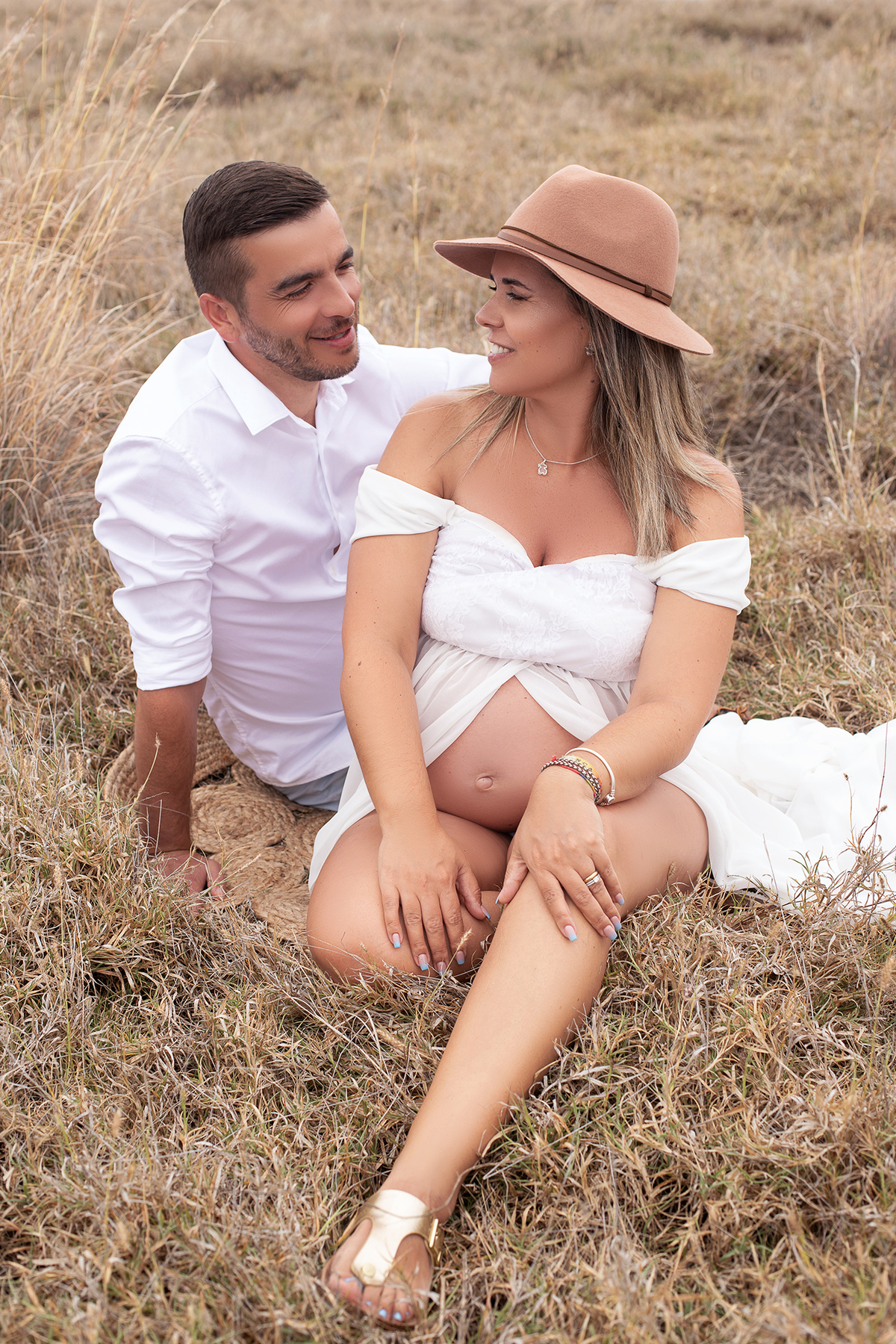 a_gravida_sessao_maternidade_fotografia_maternidade_gravidez_barriga_gravida_ensaio_gravida_ensaio_maternidade_maternity_photography_baby_bump_gravida_estudio