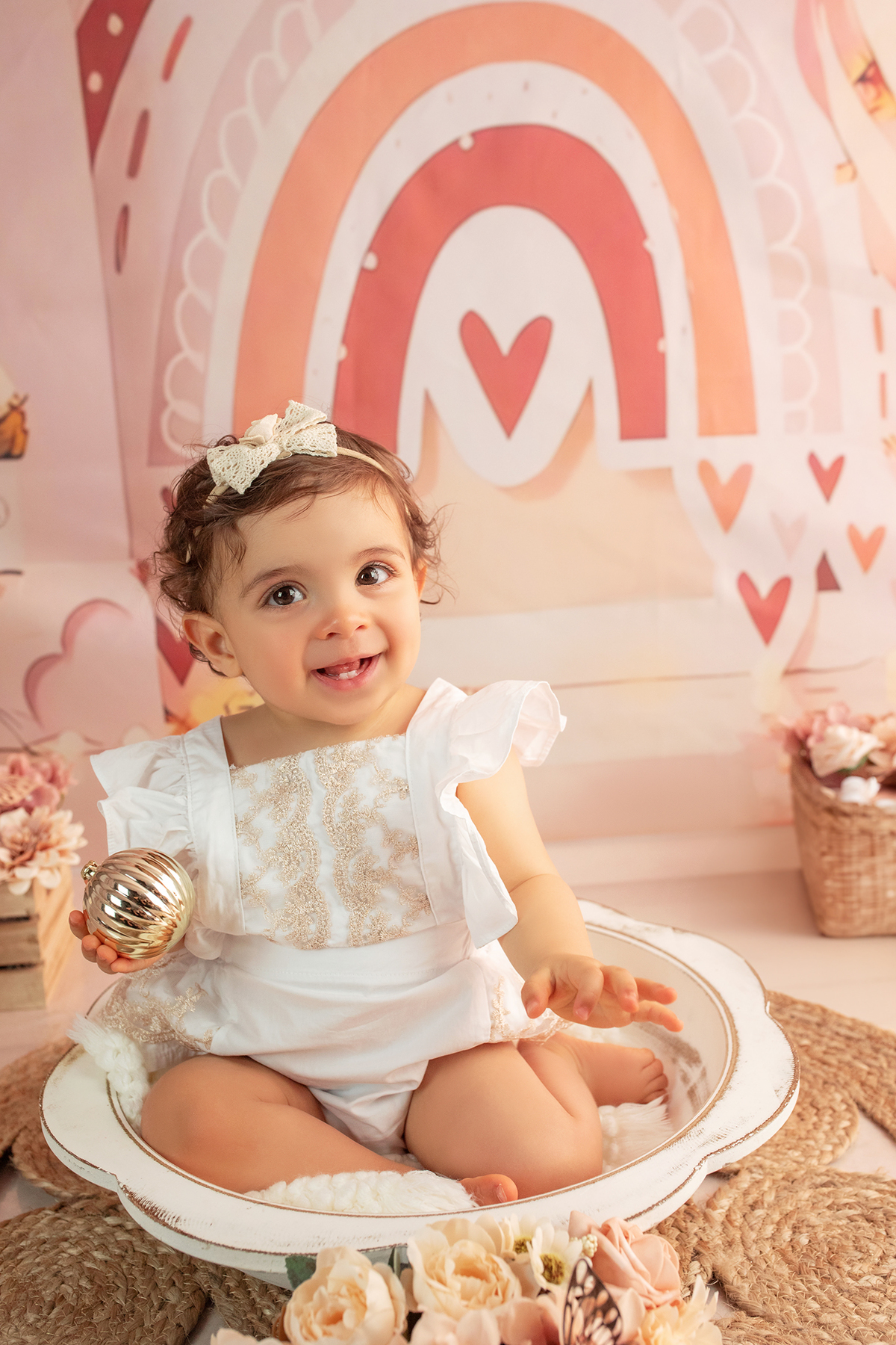 smash_the_cake_sessao_smash_the_cake_fotografia_smash_the_cake_primeiro_aniversario_bebe_sessao_aniversario_bebe_bolo_aniversario_bebe_cake_smash_baby_primeiro_ano_bebe_fotografia_aniversario_bebe_bebe_com_bolo_baby_cake_smash_sessao_1_ano_bebe_festa_prim