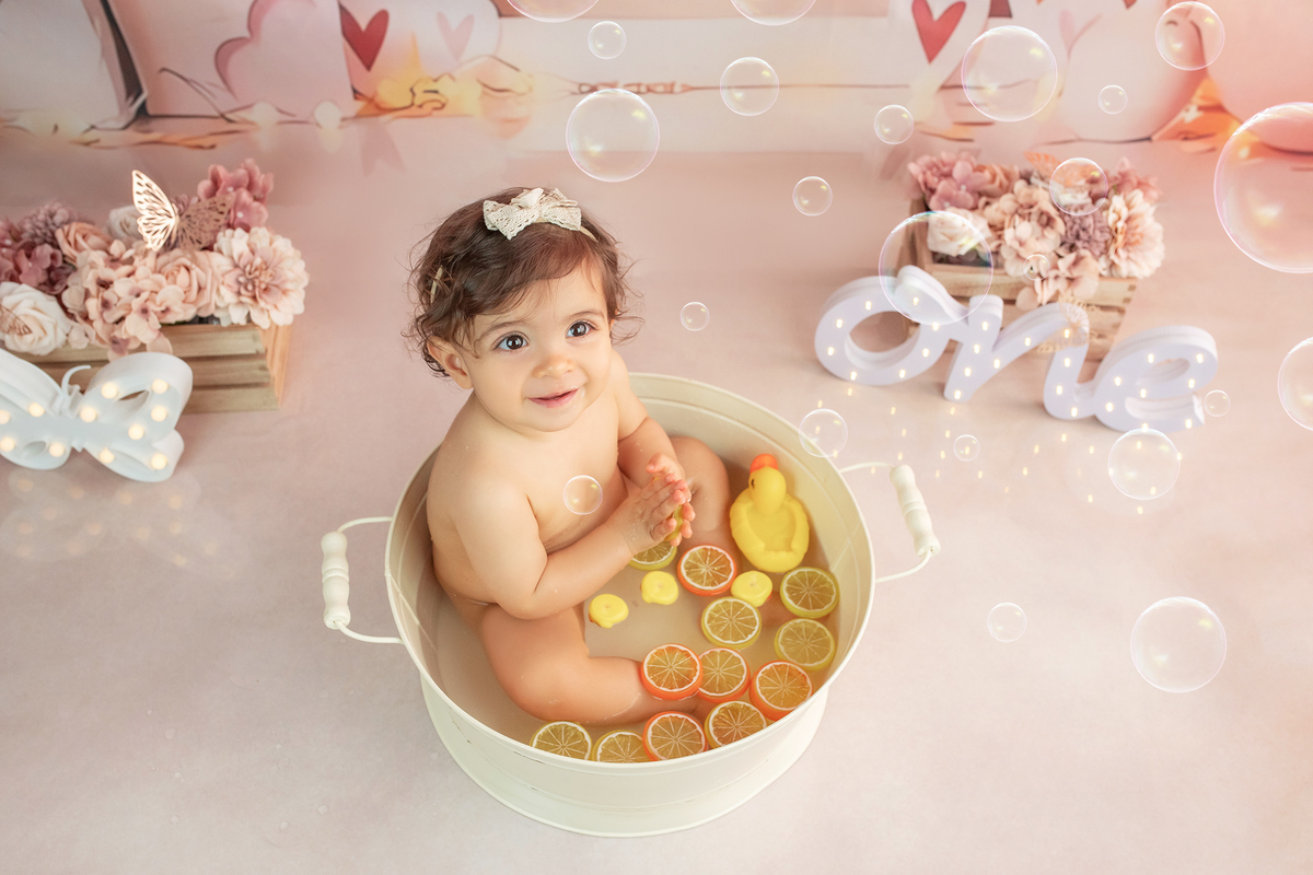 smash_the_cake_sessao_smash_the_cake_fotografia_smash_the_cake_primeiro_aniversario_bebe_sessao_aniversario_bebe_bolo_aniversario_bebe_cake_smash_baby_primeiro_ano_bebe_fotografia_aniversario_bebe_bebe_com_bolo_baby_cake_smash_sessao_1_ano_bebe_festa_prim