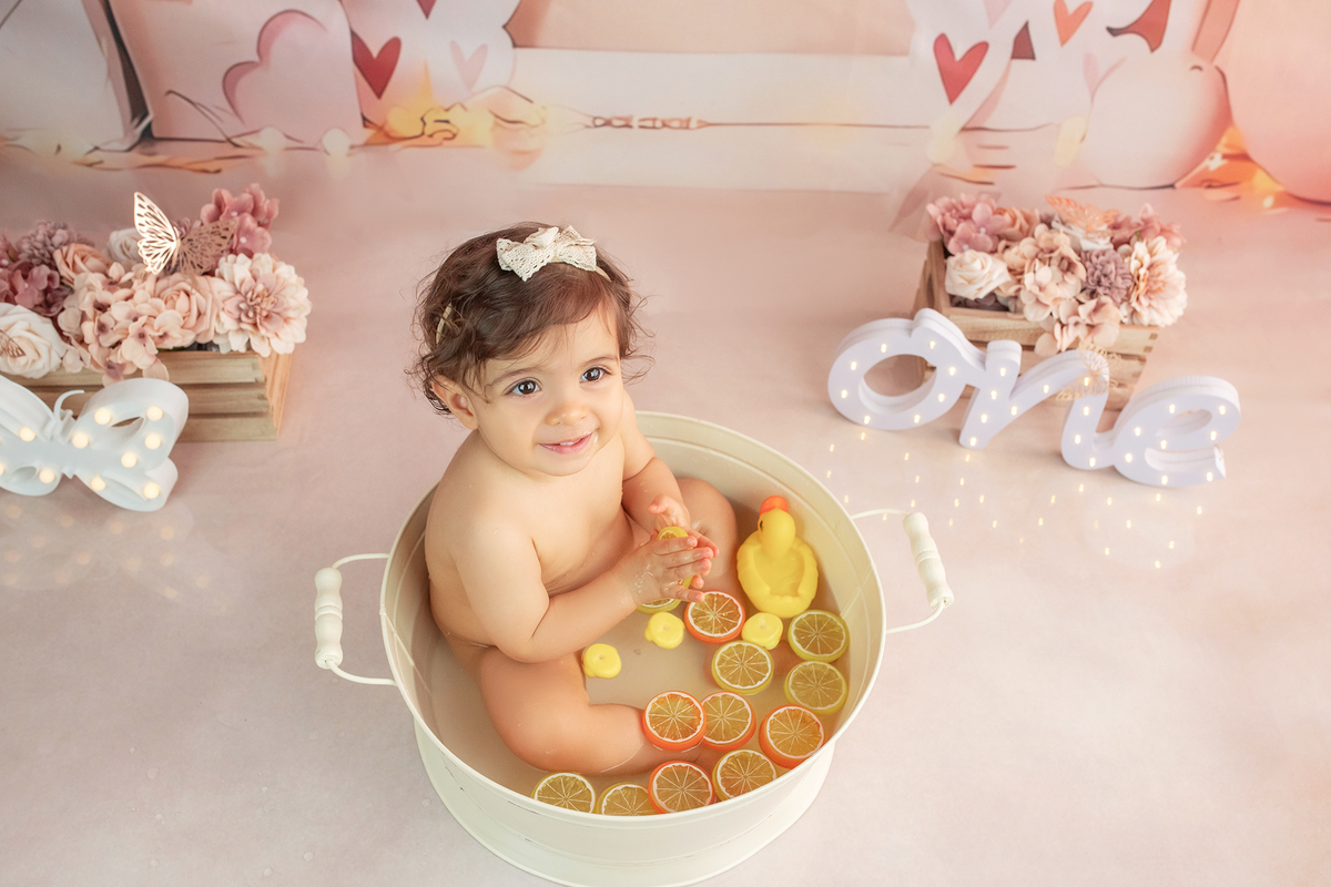 smash_the_cake_sessao_smash_the_cake_fotografia_smash_the_cake_primeiro_aniversario_bebe_sessao_aniversario_bebe_bolo_aniversario_bebe_cake_smash_baby_primeiro_ano_bebe_fotografia_aniversario_bebe_bebe_com_bolo_baby_cake_smash_sessao_1_ano_bebe_festa_prim