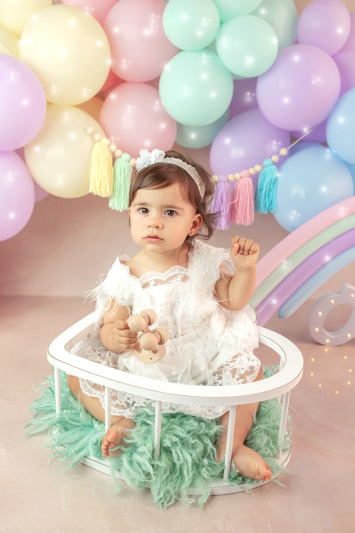 smash_the_cake_sessao_smash_the_cake_fotografia_smash_the_cake_primeiro_aniversario_bebe_sessao_aniversario_bebe_bolo_aniversario_bebe_cake_smash_baby_primeiro_ano_bebe_fotografia_aniversario_bebe_bebe_com_bolo_baby_cake_smash_sessao_1_ano_bebe_festa_prim