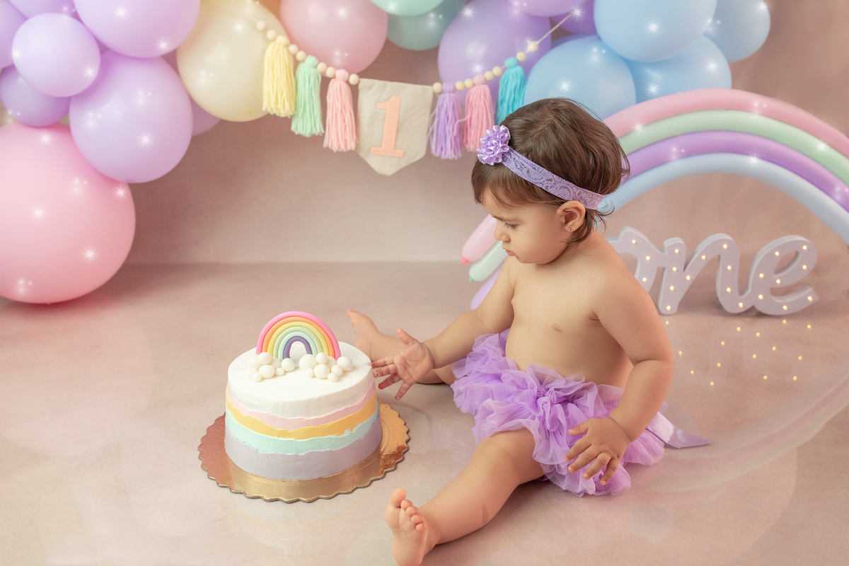 smash_the_cake_sessao_smash_the_cake_fotografia_smash_the_cake_primeiro_aniversario_bebe_sessao_aniversario_bebe_bolo_aniversario_bebe_cake_smash_baby_primeiro_ano_bebe_fotografia_aniversario_bebe_bebe_com_bolo_baby_cake_smash_sessao_1_ano_bebe_festa_prim