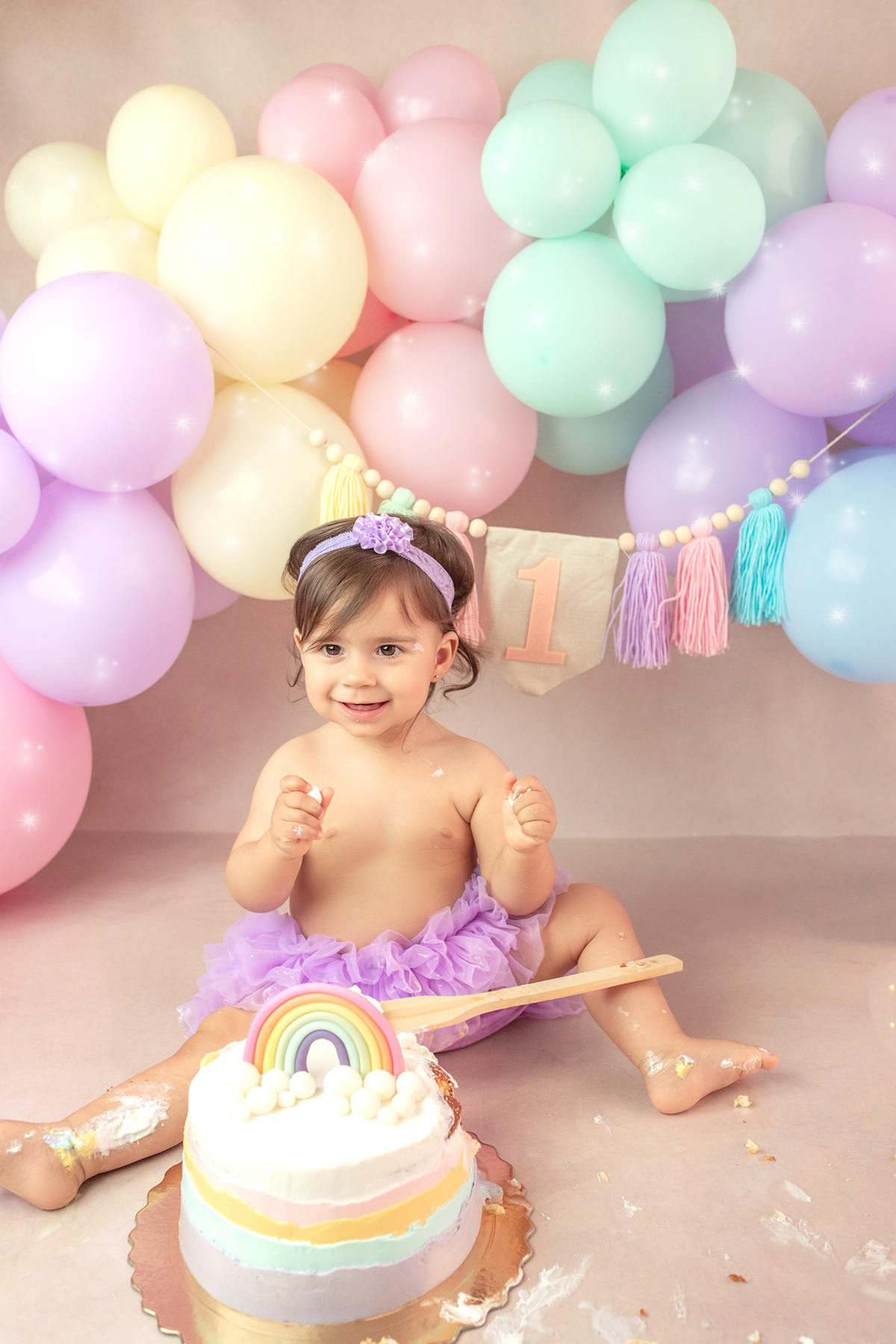 smash_the_cake_sessao_smash_the_cake_fotografia_smash_the_cake_primeiro_aniversario_bebe_sessao_aniversario_bebe_bolo_aniversario_bebe_cake_smash_baby_primeiro_ano_bebe_fotografia_aniversario_bebe_bebe_com_bolo_baby_cake_smash_sessao_1_ano_bebe_festa_prim