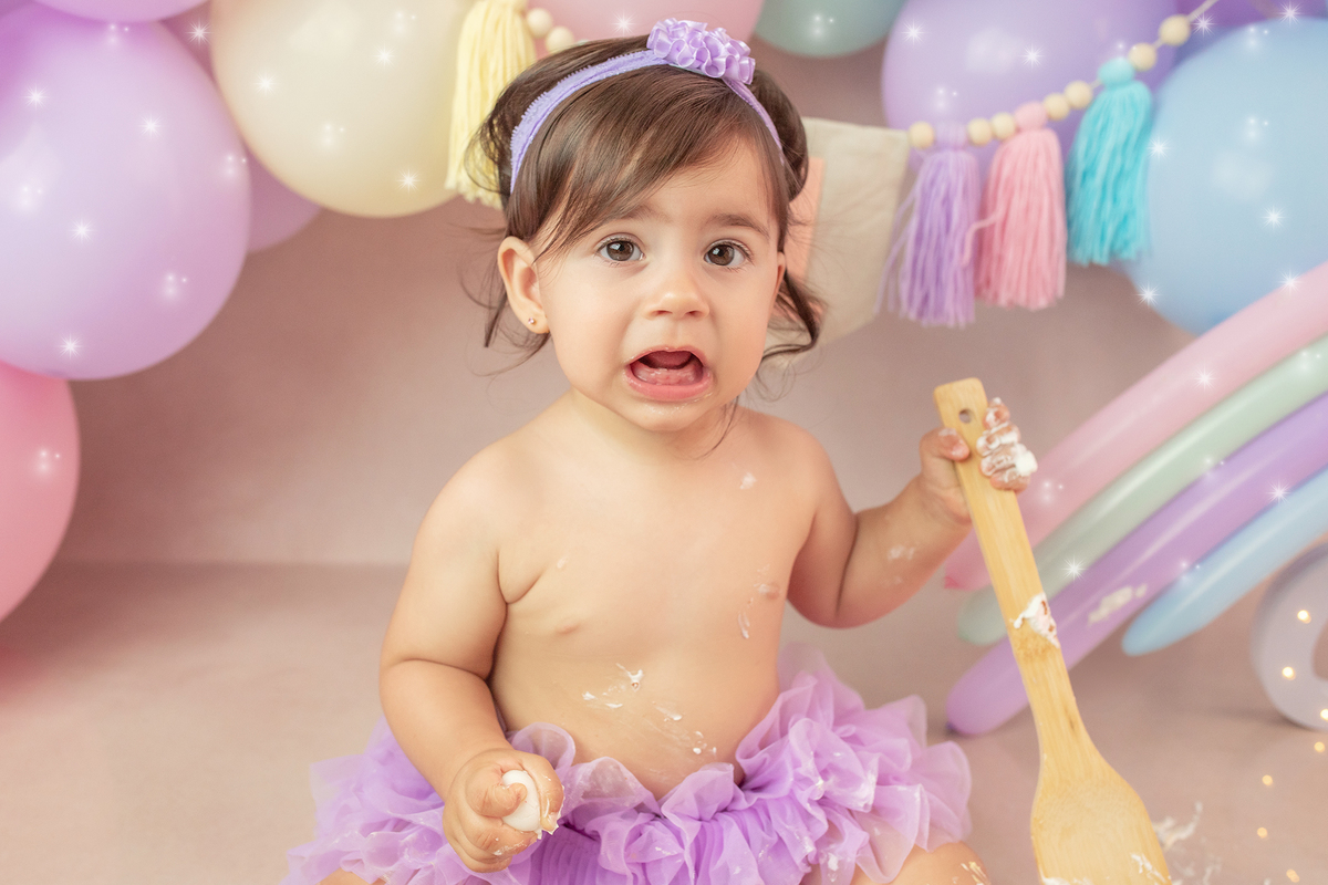 smash_the_cake_sessao_smash_the_cake_fotografia_smash_the_cake_primeiro_aniversario_bebe_sessao_aniversario_bebe_bolo_aniversario_bebe_cake_smash_baby_primeiro_ano_bebe_fotografia_aniversario_bebe_bebe_com_bolo_baby_cake_smash_sessao_1_ano_bebe_festa_prim