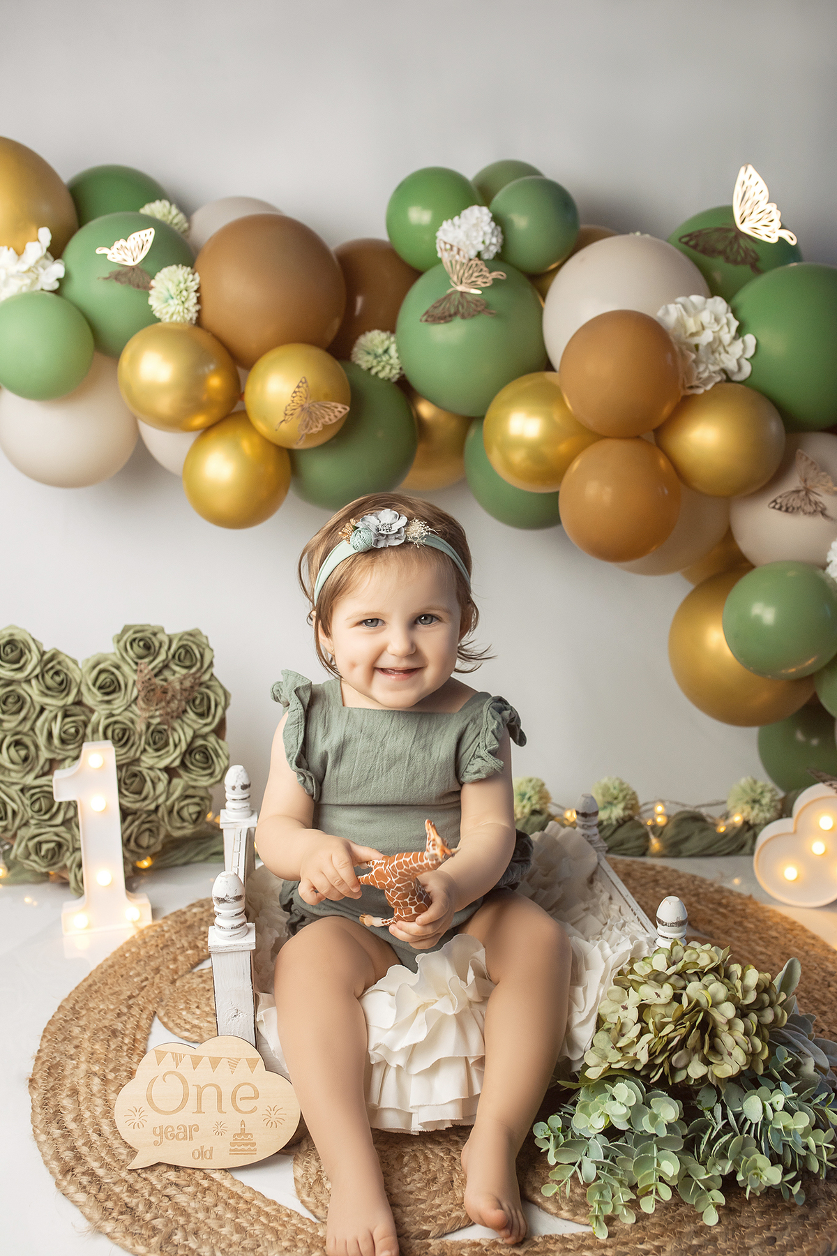 smash_the_cake_sessao_smash_the_cake_fotografia_smash_the_cake_primeiro_aniversario_bebe_sessao_aniversario_bebe_bolo_aniversario_bebe_cake_smash_baby_primeiro_ano_bebe_fotografia_aniversario_bebe_bebe_com_bolo_baby_cake_smash_sessao_1_ano_bebe_festa_prim