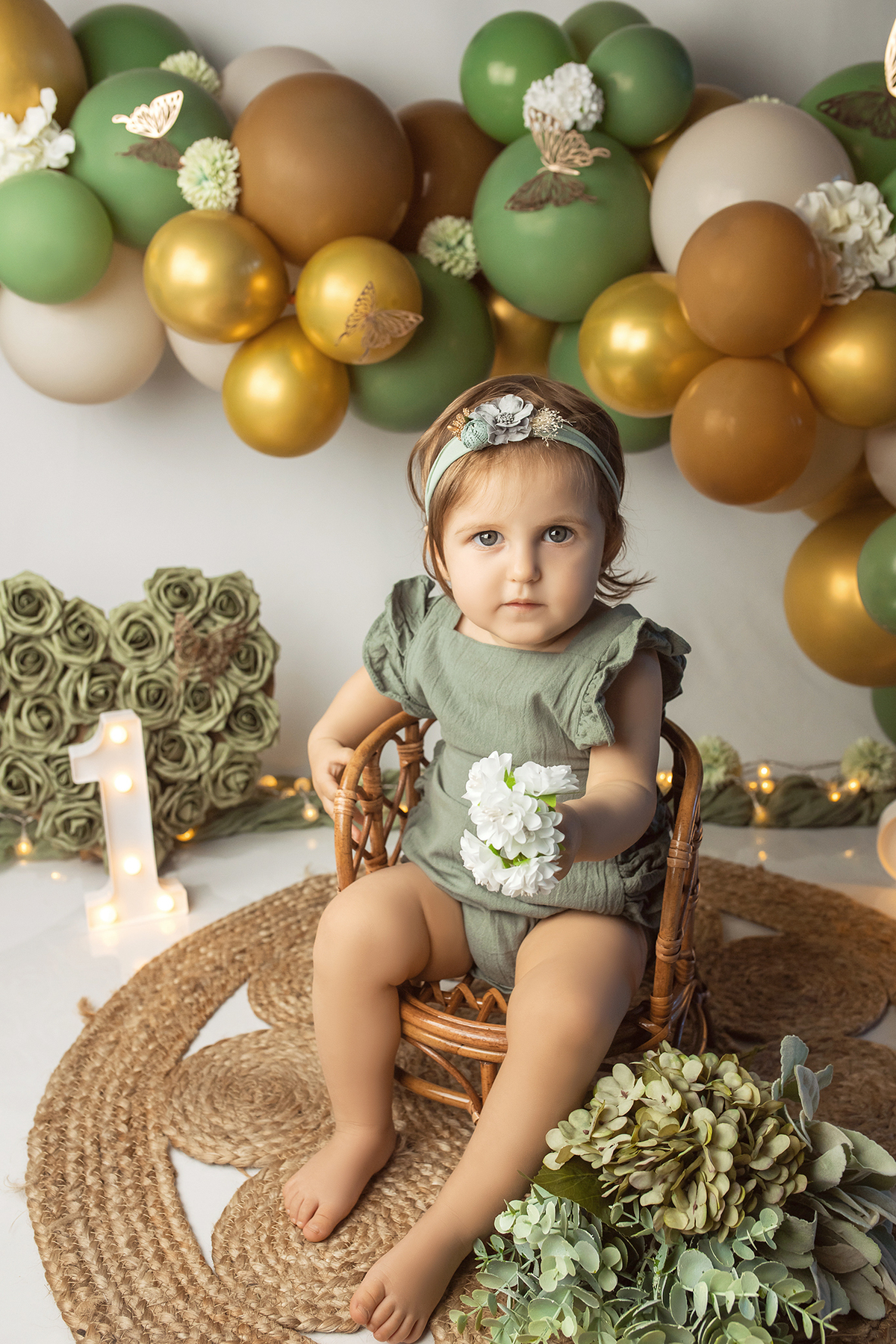 smash_the_cake_sessao_smash_the_cake_fotografia_smash_the_cake_primeiro_aniversario_bebe_sessao_aniversario_bebe_bolo_aniversario_bebe_cake_smash_baby_primeiro_ano_bebe_fotografia_aniversario_bebe_bebe_com_bolo_baby_cake_smash_sessao_1_ano_bebe_festa_prim