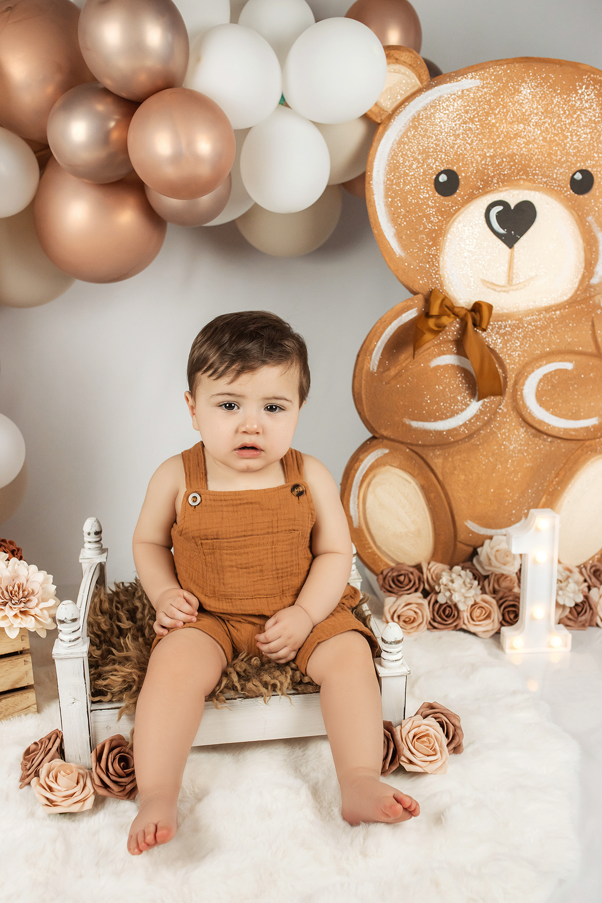 smash_the_cake_sessao_smash_the_cake_fotografia_smash_the_cake_primeiro_aniversario_bebe_sessao_aniversario_bebe_bolo_aniversario_bebe_cake_smash_baby_primeiro_ano_bebe_fotografia_aniversario_bebe_bebe_com_bolo_baby_cake_smash_sessao_1_ano_bebe_festa_prim