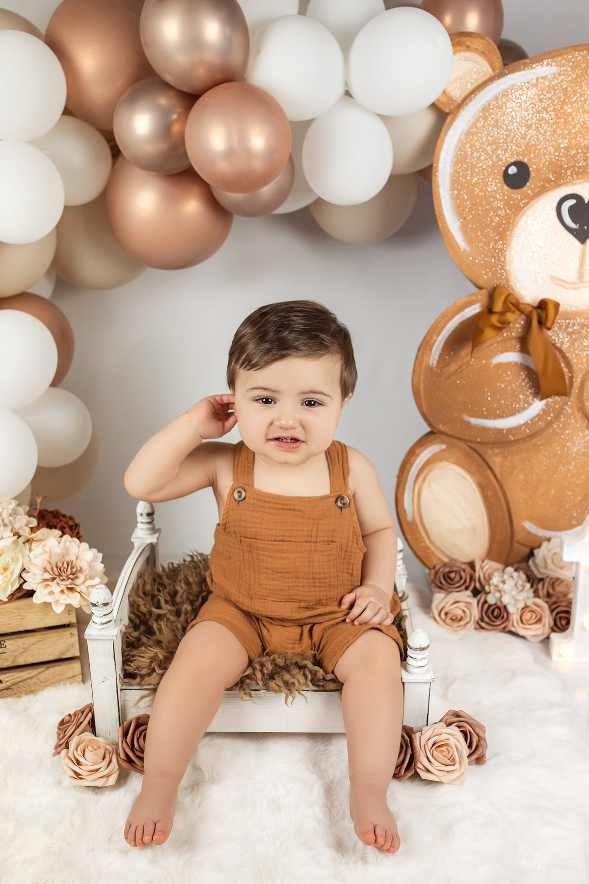 smash_the_cake_sessao_smash_the_cake_fotografia_smash_the_cake_primeiro_aniversario_bebe_sessao_aniversario_bebe_bolo_aniversario_bebe_cake_smash_baby_primeiro_ano_bebe_fotografia_aniversario_bebe_bebe_com_bolo_baby_cake_smash_sessao_1_ano_bebe_festa_prim