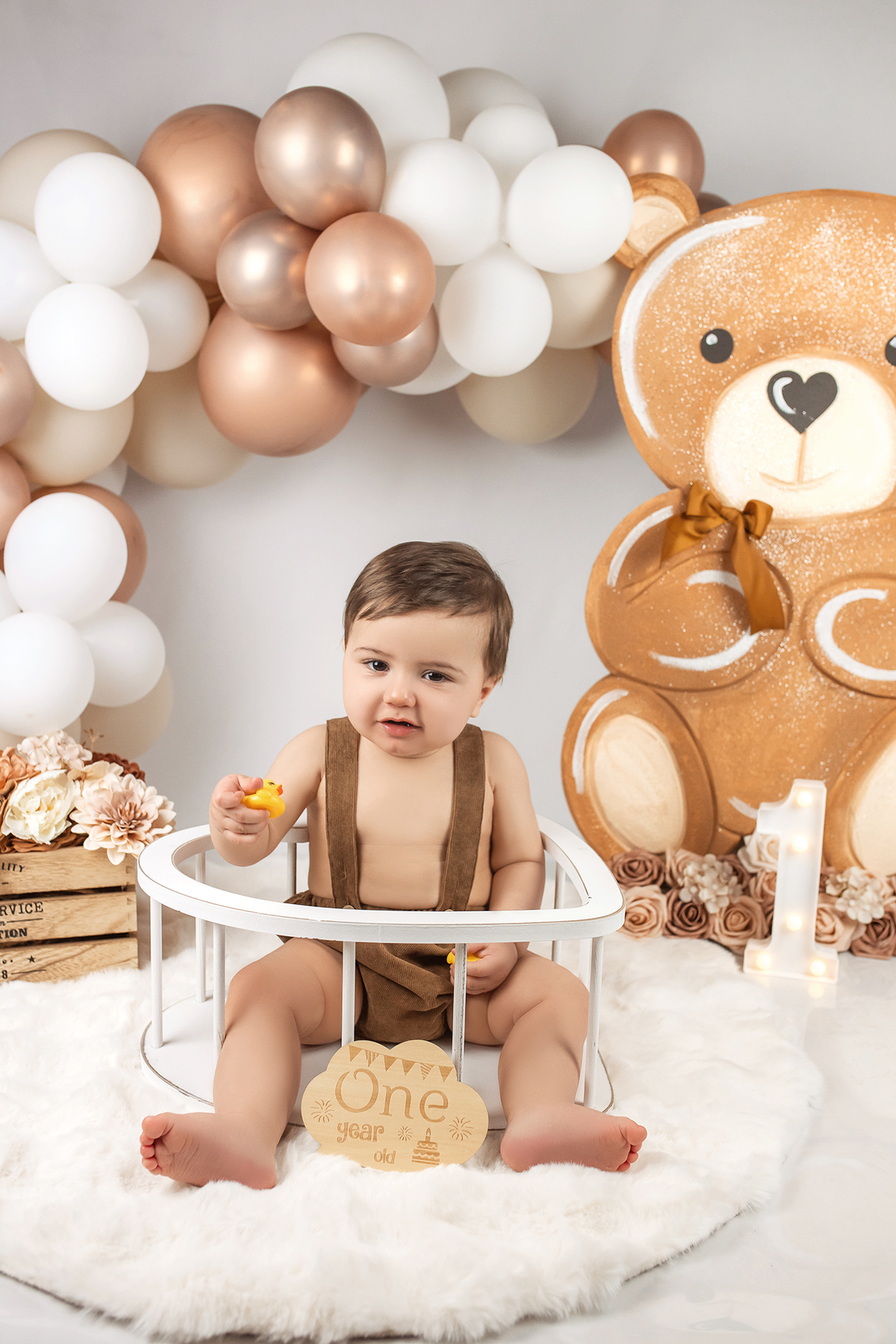 smash_the_cake_sessao_smash_the_cake_fotografia_smash_the_cake_primeiro_aniversario_bebe_sessao_aniversario_bebe_bolo_aniversario_bebe_cake_smash_baby_primeiro_ano_bebe_fotografia_aniversario_bebe_bebe_com_bolo_baby_cake_smash_sessao_1_ano_bebe_festa_prim