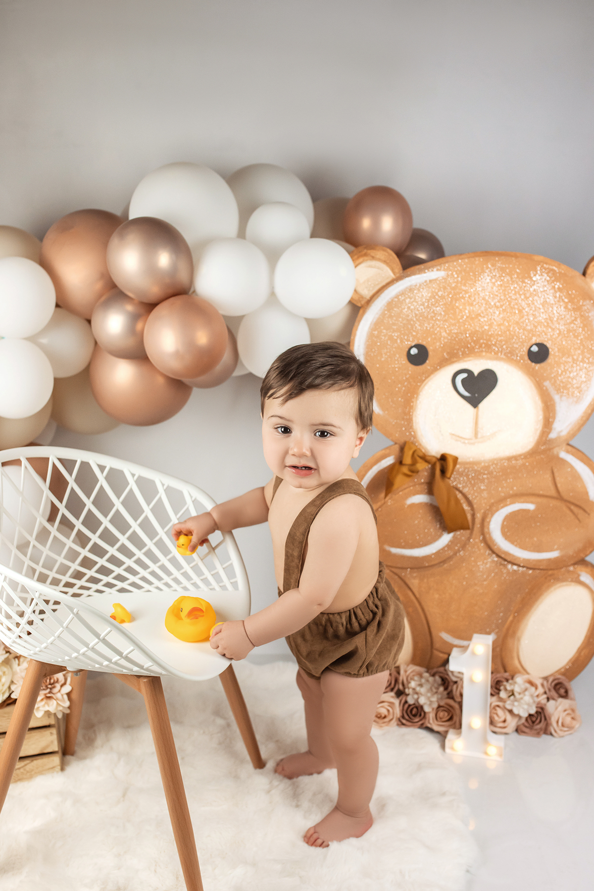 smash_the_cake_sessao_smash_the_cake_fotografia_smash_the_cake_primeiro_aniversario_bebe_sessao_aniversario_bebe_bolo_aniversario_bebe_cake_smash_baby_primeiro_ano_bebe_fotografia_aniversario_bebe_bebe_com_bolo_baby_cake_smash_sessao_1_ano_bebe_festa_prim