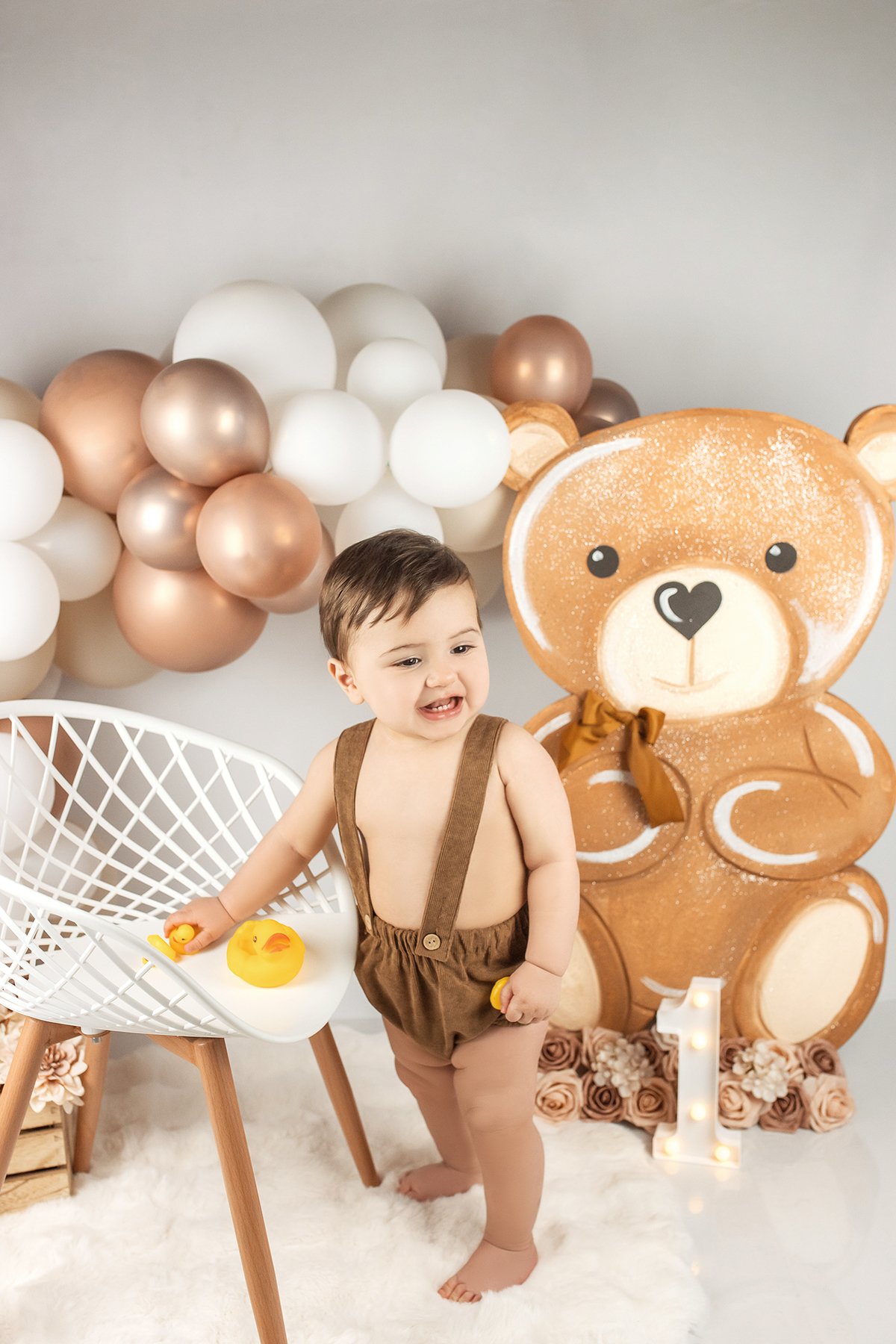 smash_the_cake_sessao_smash_the_cake_fotografia_smash_the_cake_primeiro_aniversario_bebe_sessao_aniversario_bebe_bolo_aniversario_bebe_cake_smash_baby_primeiro_ano_bebe_fotografia_aniversario_bebe_bebe_com_bolo_baby_cake_smash_sessao_1_ano_bebe_festa_prim