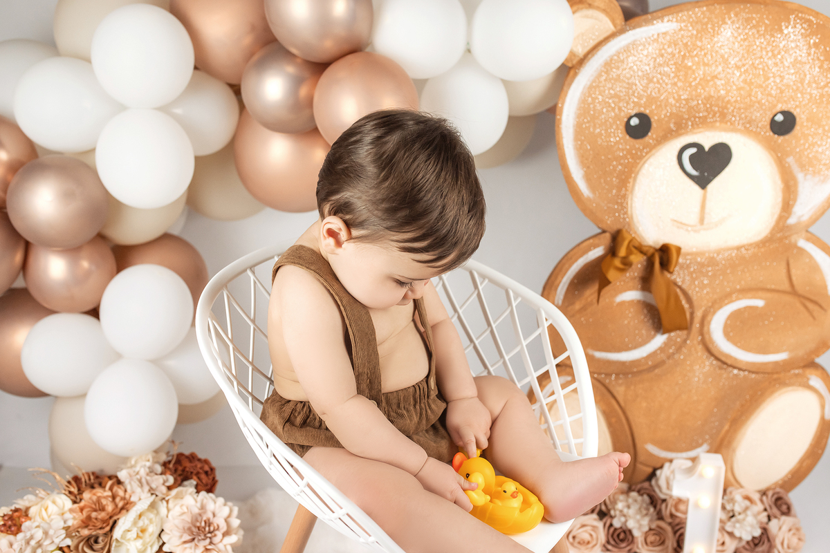 smash_the_cake_sessao_smash_the_cake_fotografia_smash_the_cake_primeiro_aniversario_bebe_sessao_aniversario_bebe_bolo_aniversario_bebe_cake_smash_baby_primeiro_ano_bebe_fotografia_aniversario_bebe_bebe_com_bolo_baby_cake_smash_sessao_1_ano_bebe_festa_prim